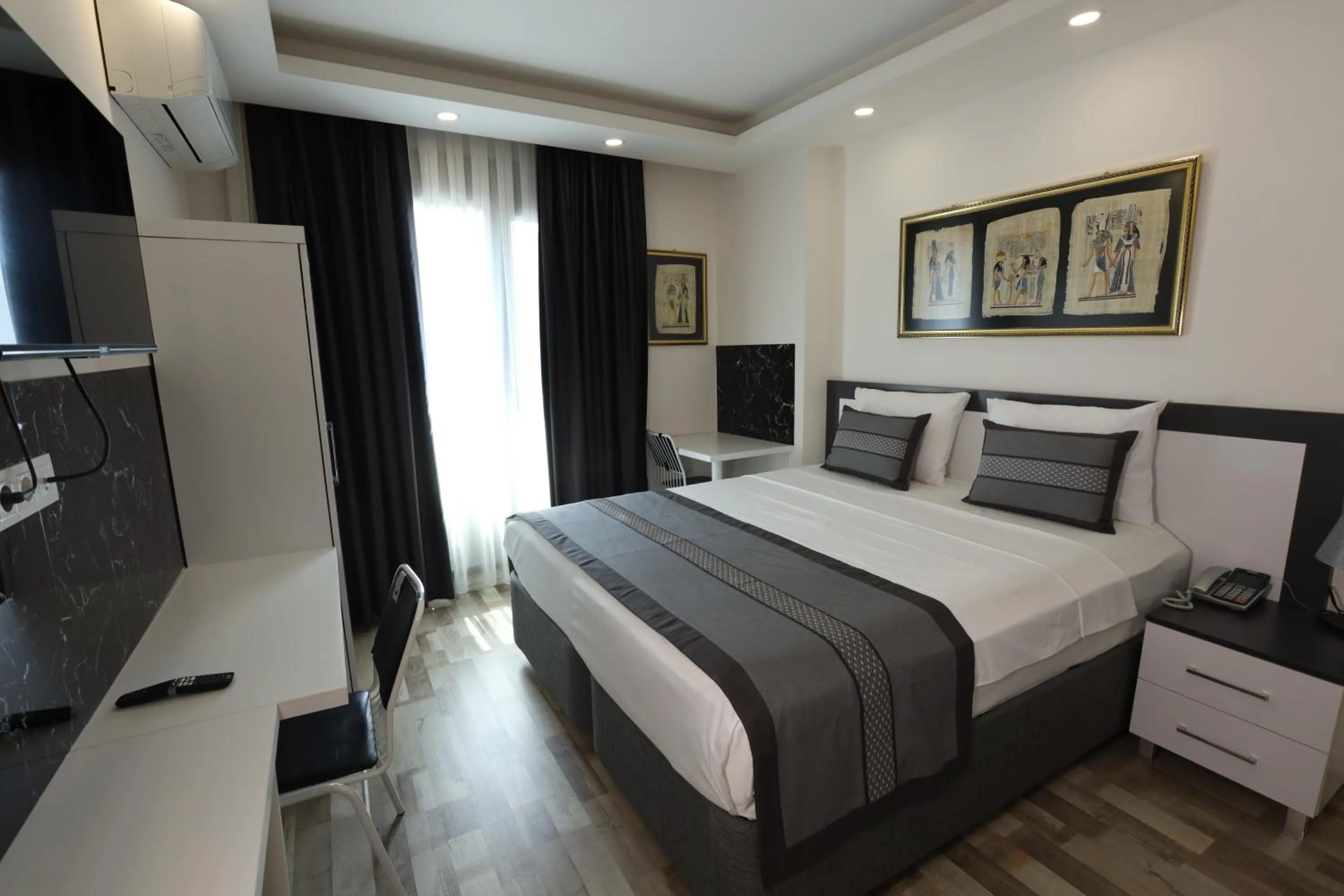 TV and multimedia, Bed in Askadar Çatı Otel