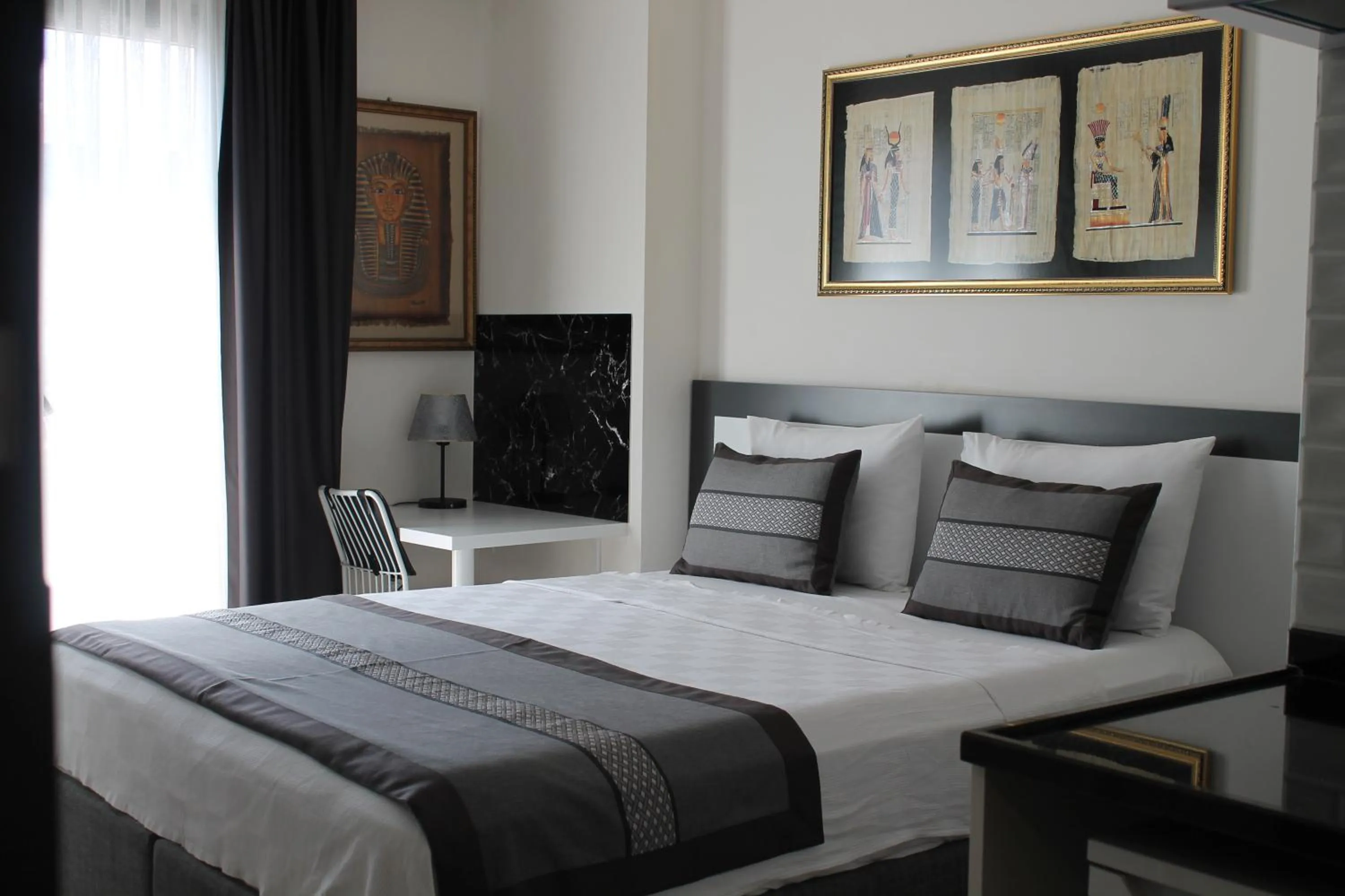 Bed in Askadar Çatı Otel