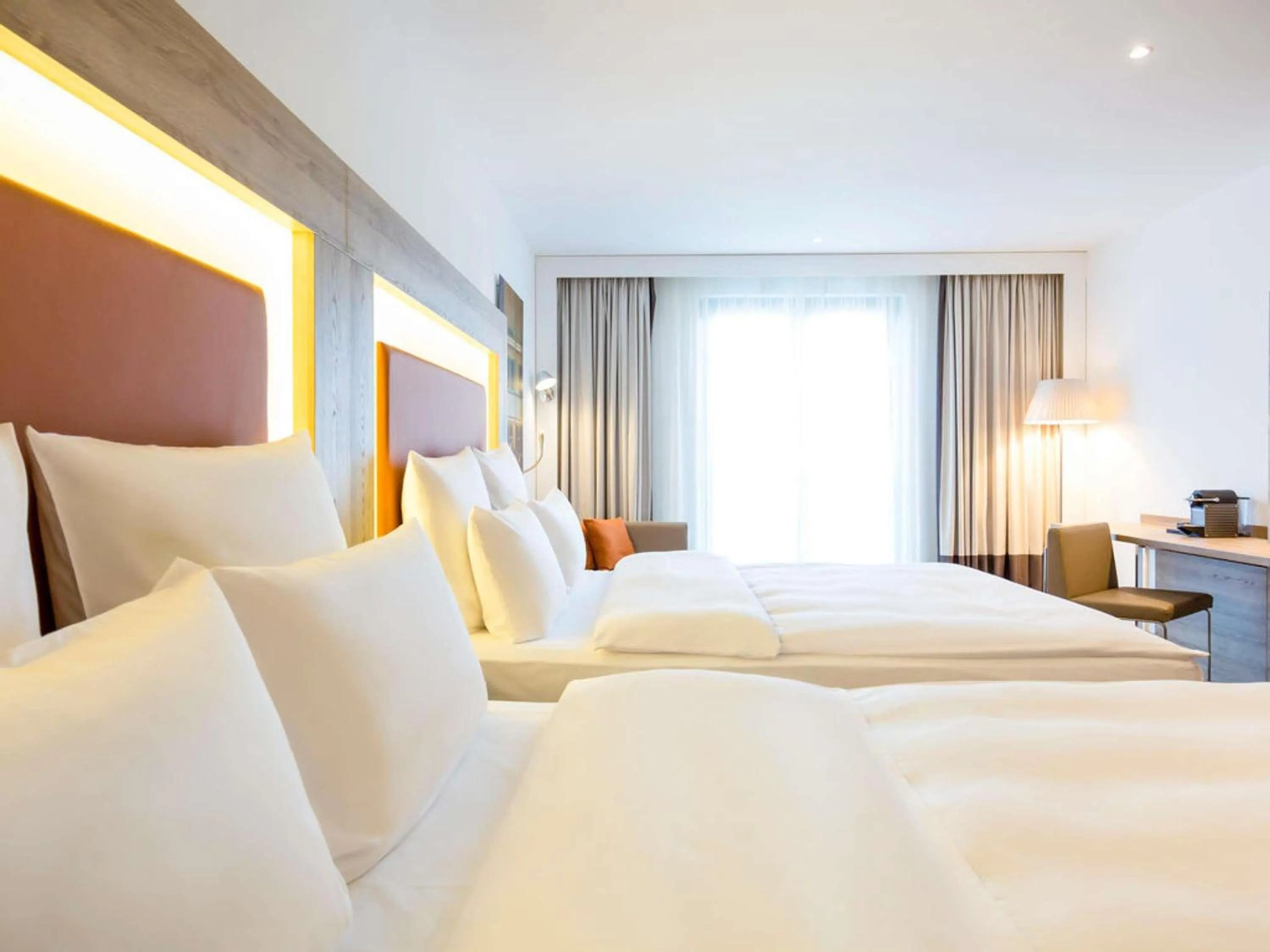 Bedroom, Bed in Novotel Nürnberg Centre Ville