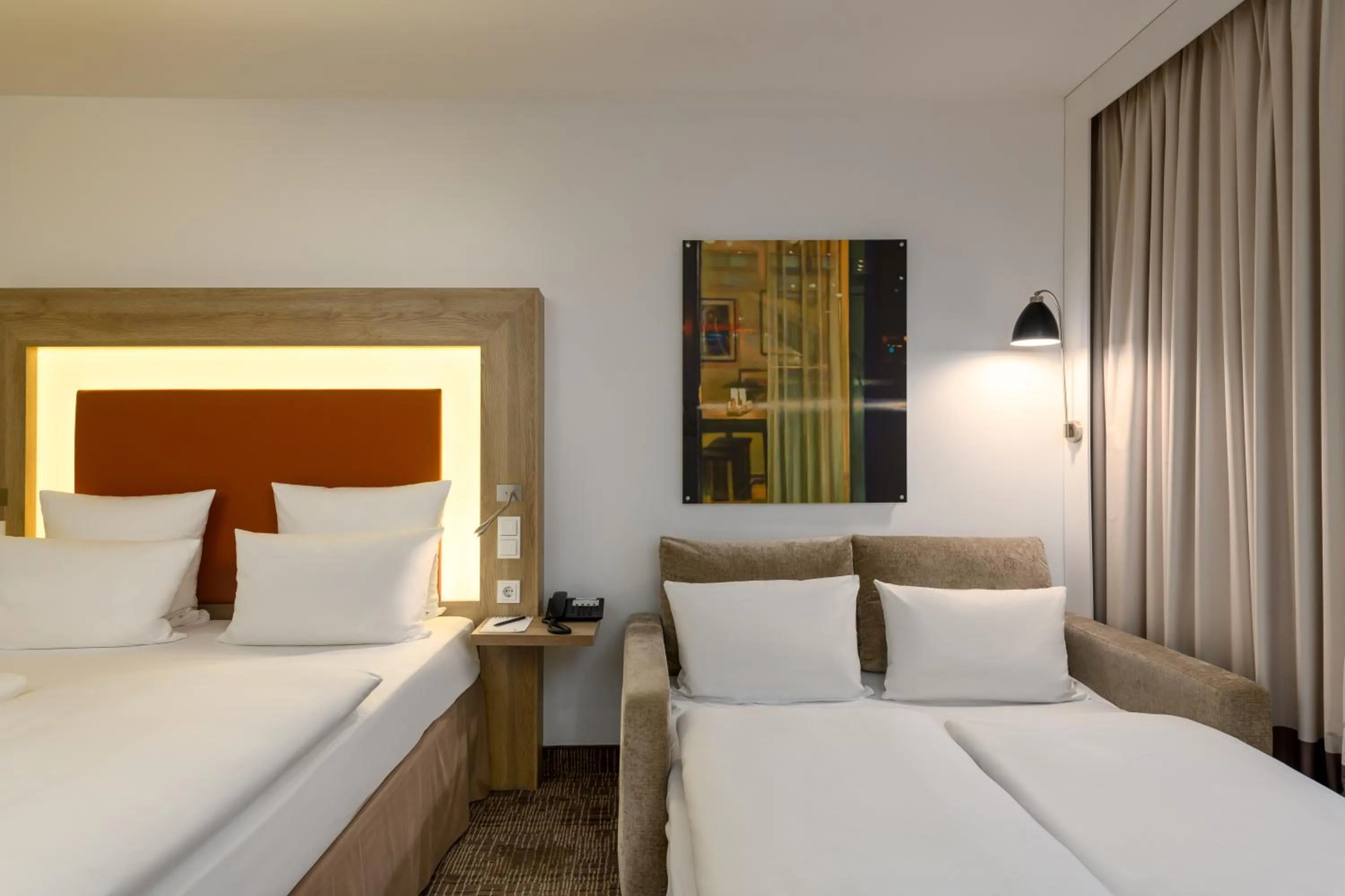 Bedroom, Bed in Novotel Nürnberg Centre Ville