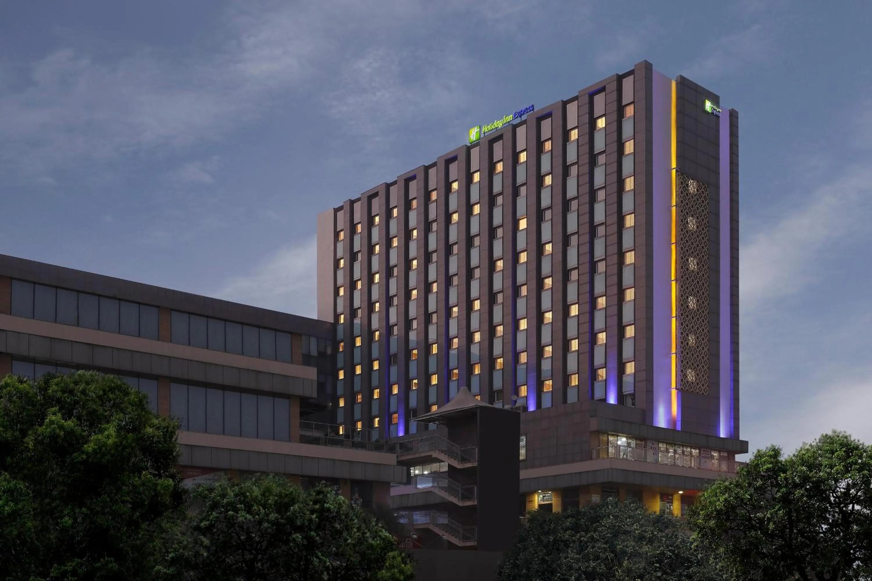 Property building in Holiday Inn Express Gurugram Sector 50 by IHG