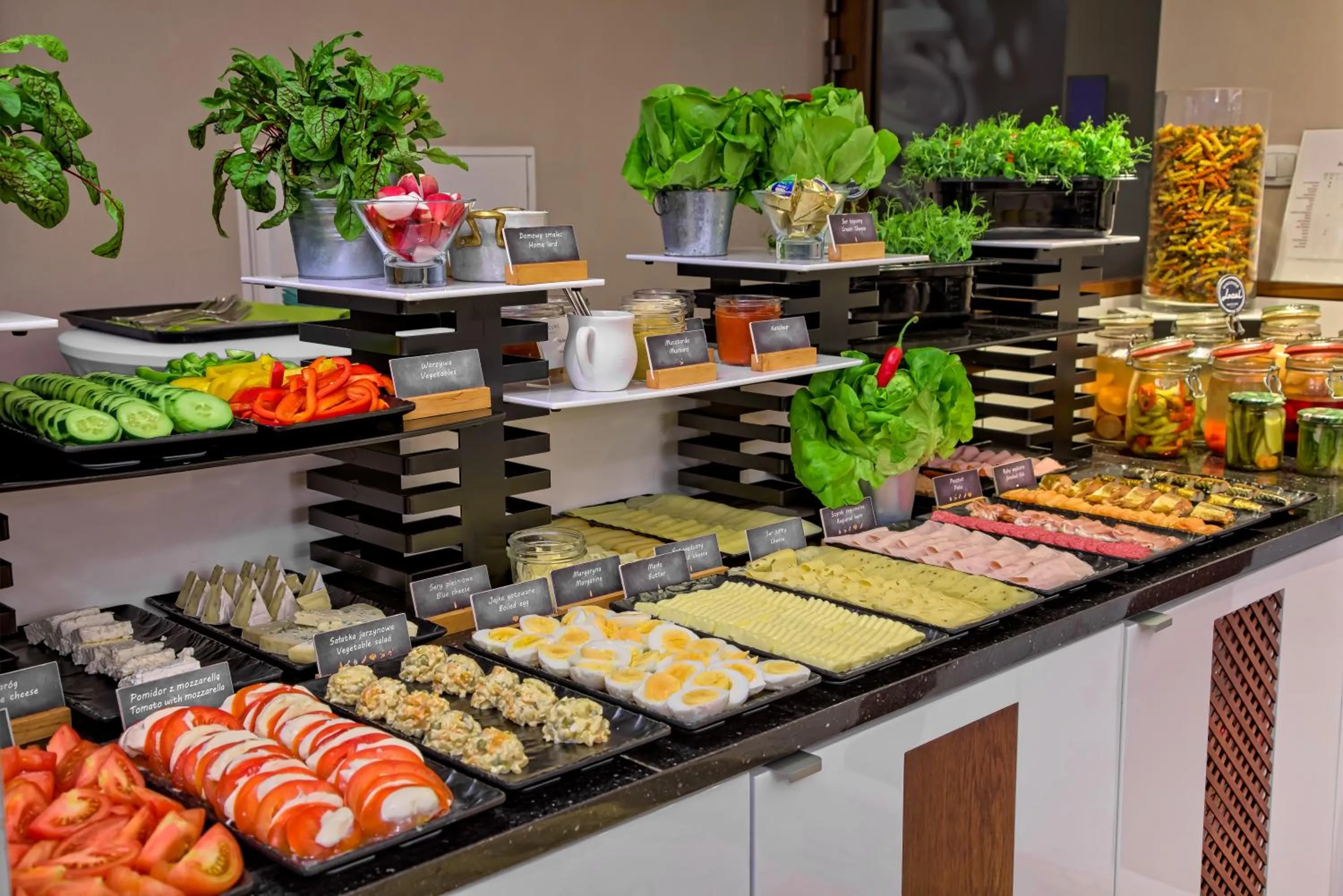 Food and drinks in Mercure Bydgoszcz Sepia