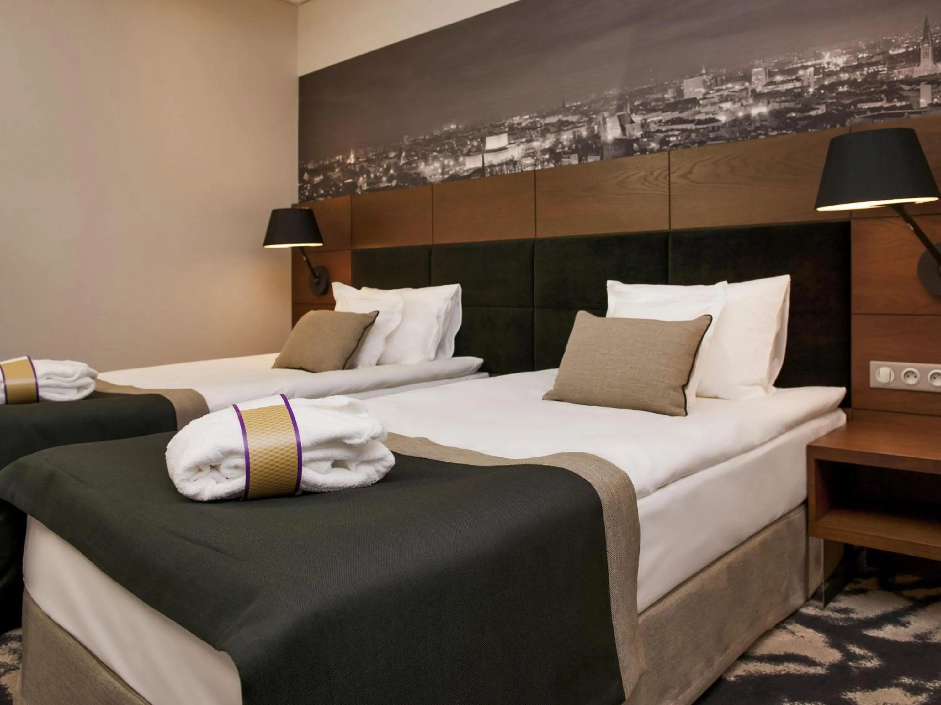 Bedroom, Bed in Mercure Bydgoszcz Sepia