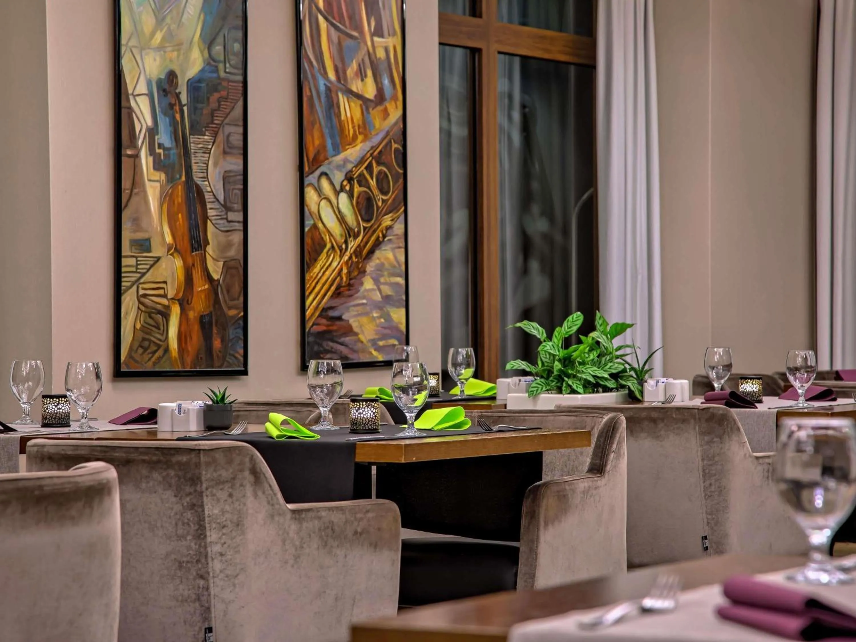 Restaurant/places to eat in Mercure Bydgoszcz Sepia