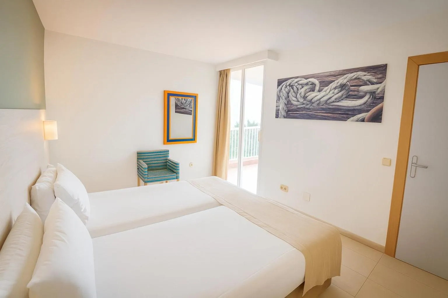 Bed in Apartamentos Vistasol