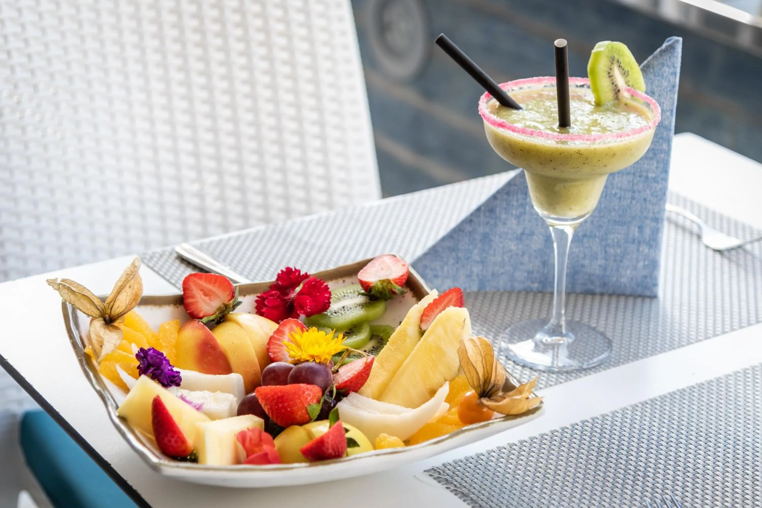 Food and drinks in Apartamentos Vistasol