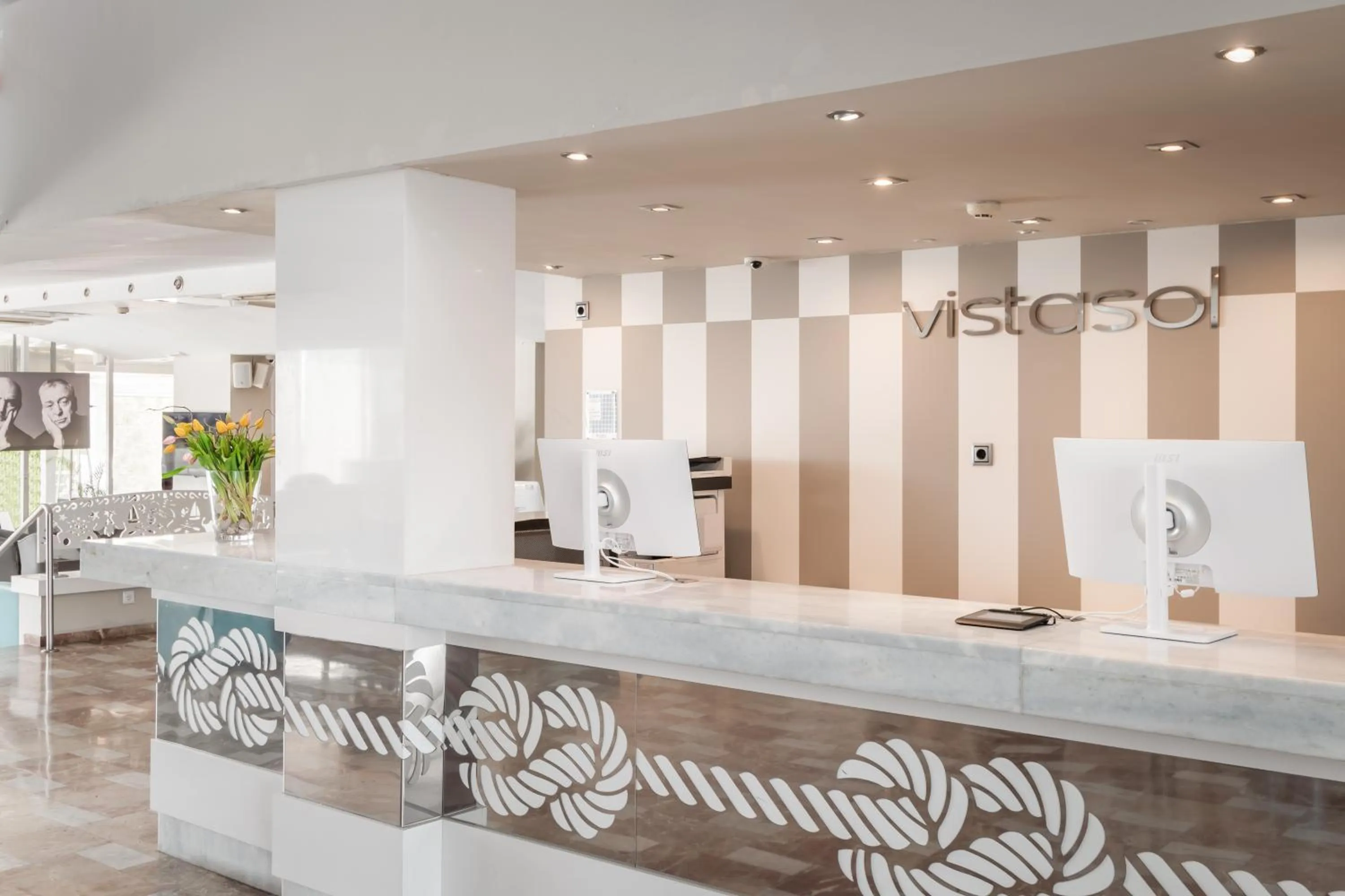 Lobby or reception in Apartamentos Vistasol