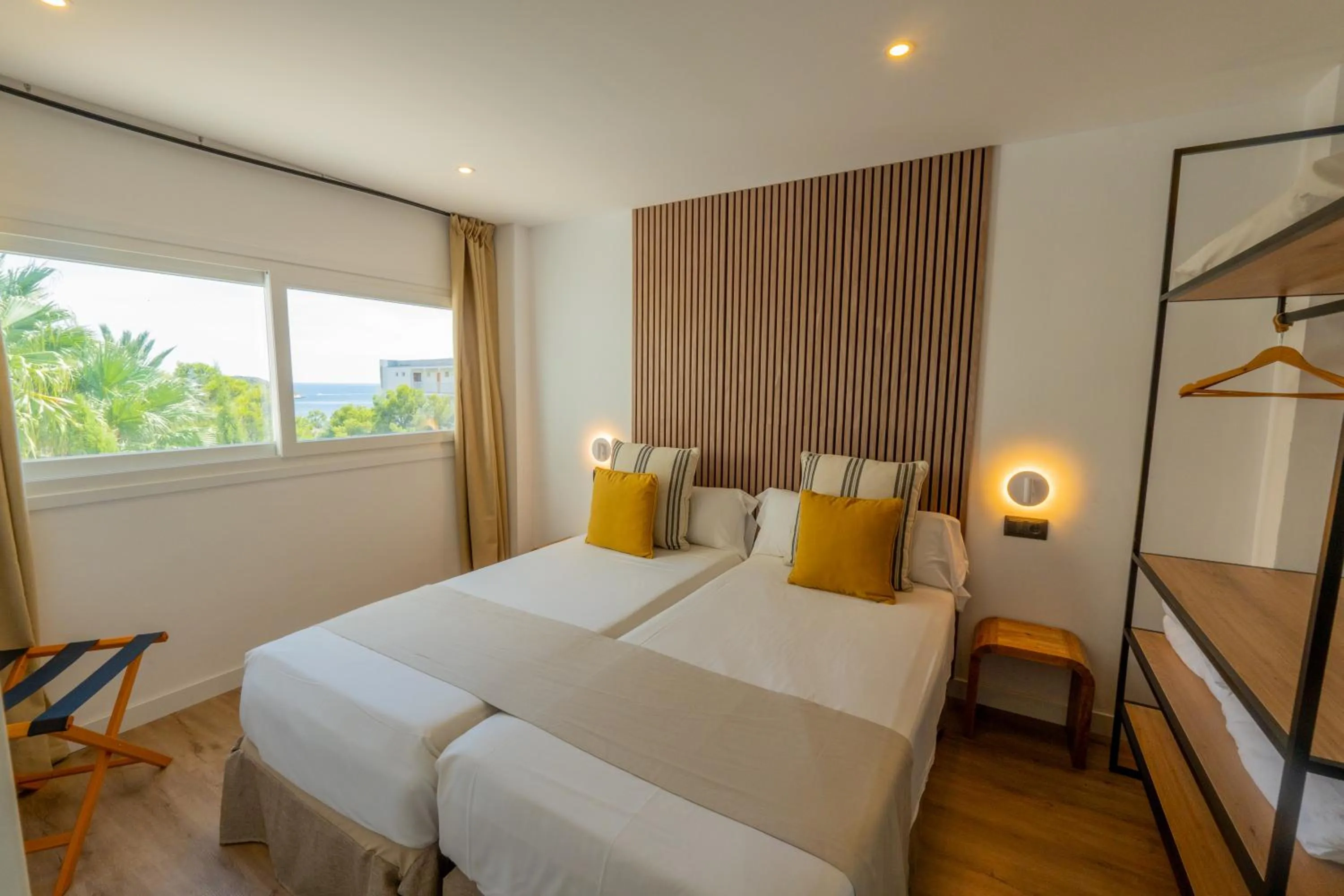 Bedroom, Bed in Apartamentos Vistasol