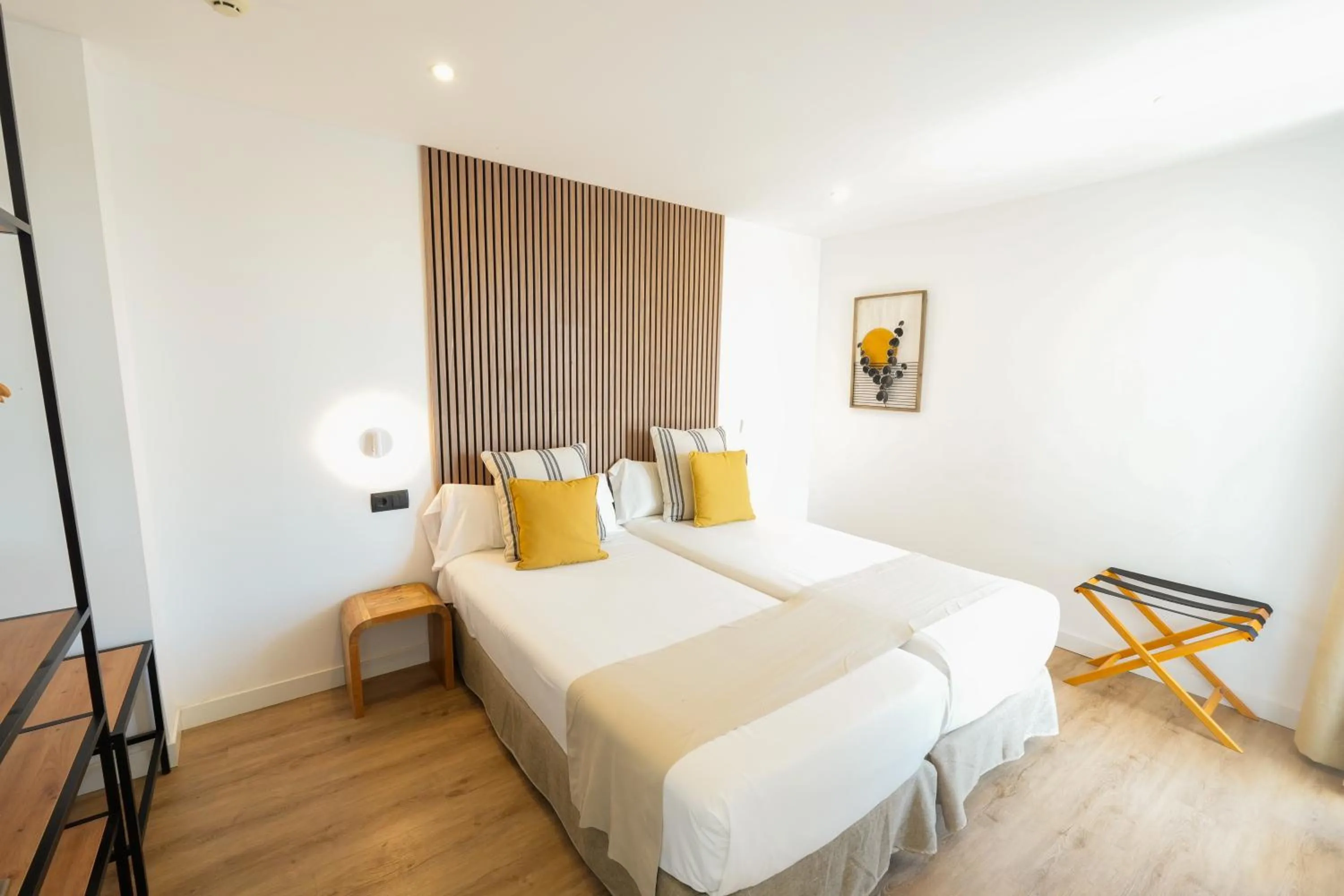 Bedroom, Bed in Apartamentos Vistasol