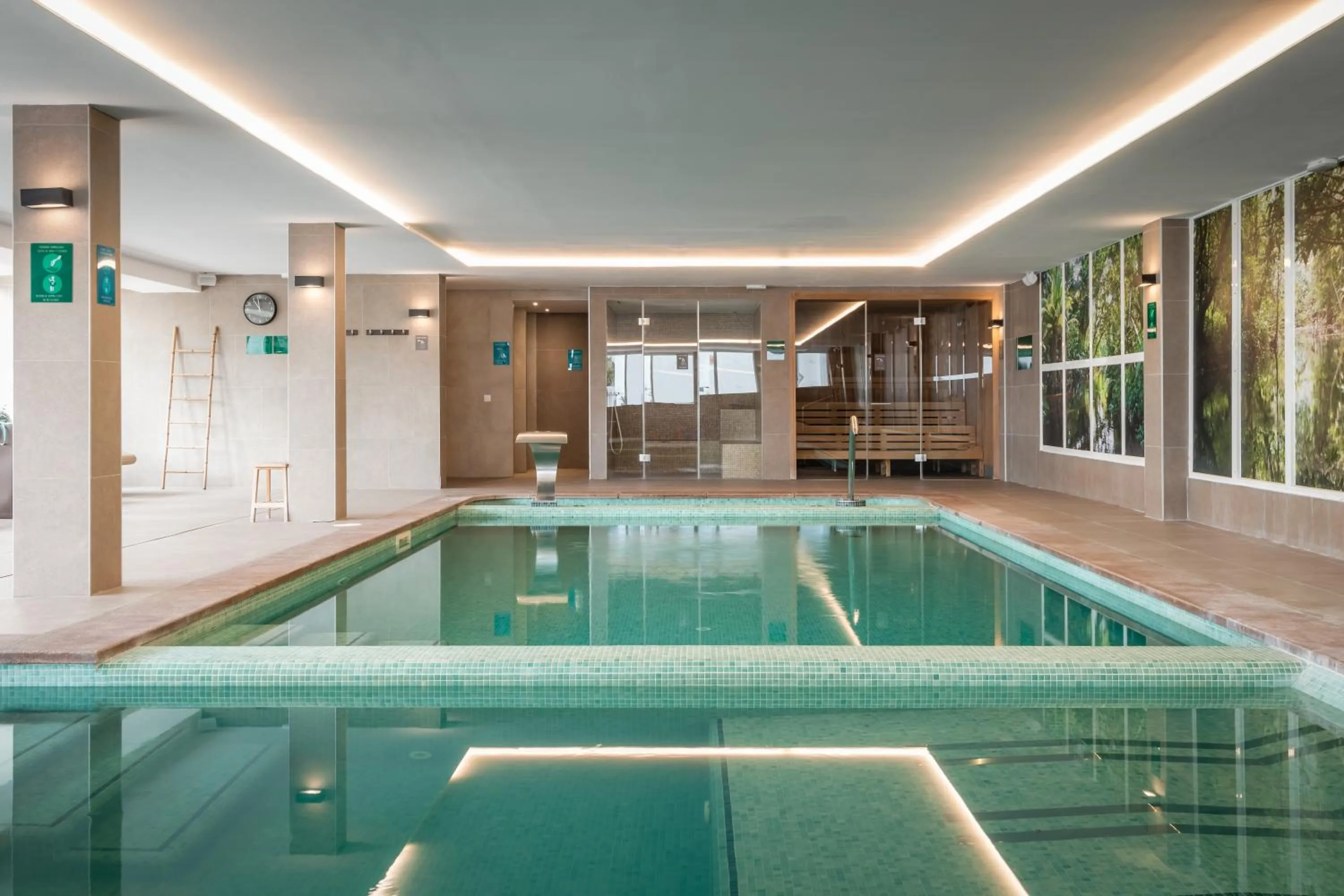 Hot Tub in Apartamentos Vistasol