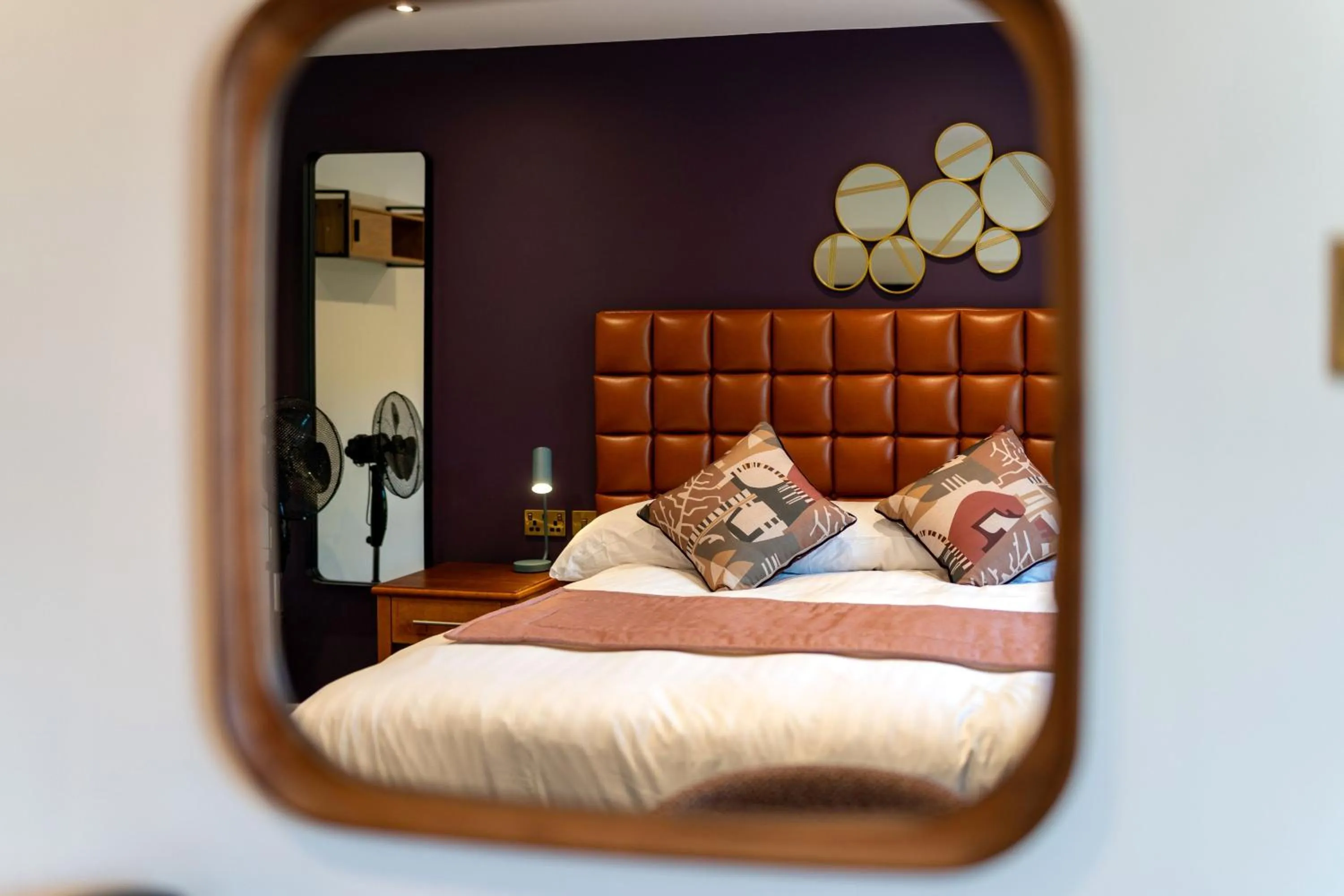 Bedroom, Bed in The Conningbrook Hotel