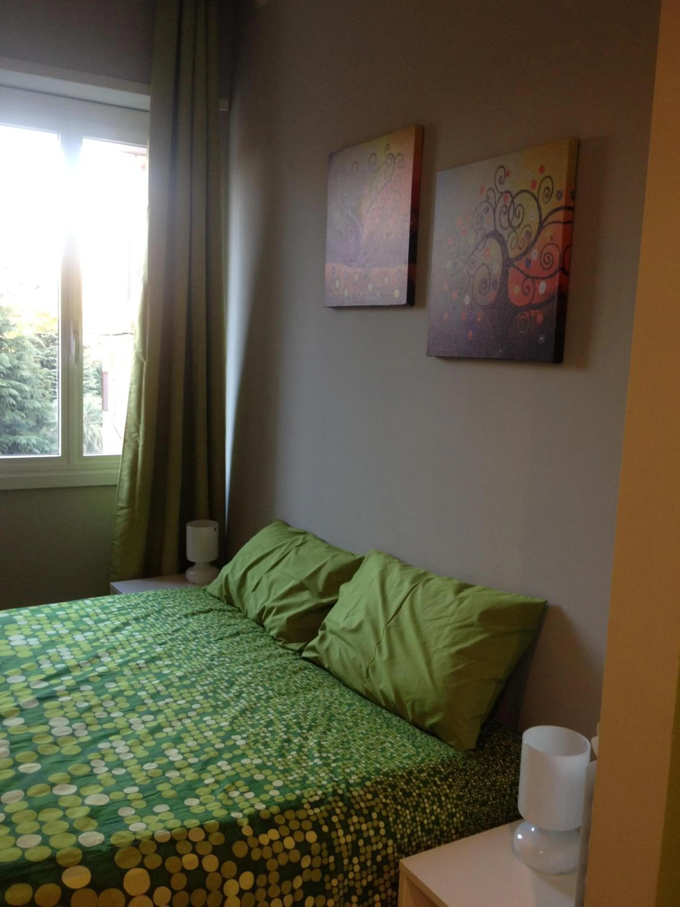 Day, Bed in Bbrothershouse