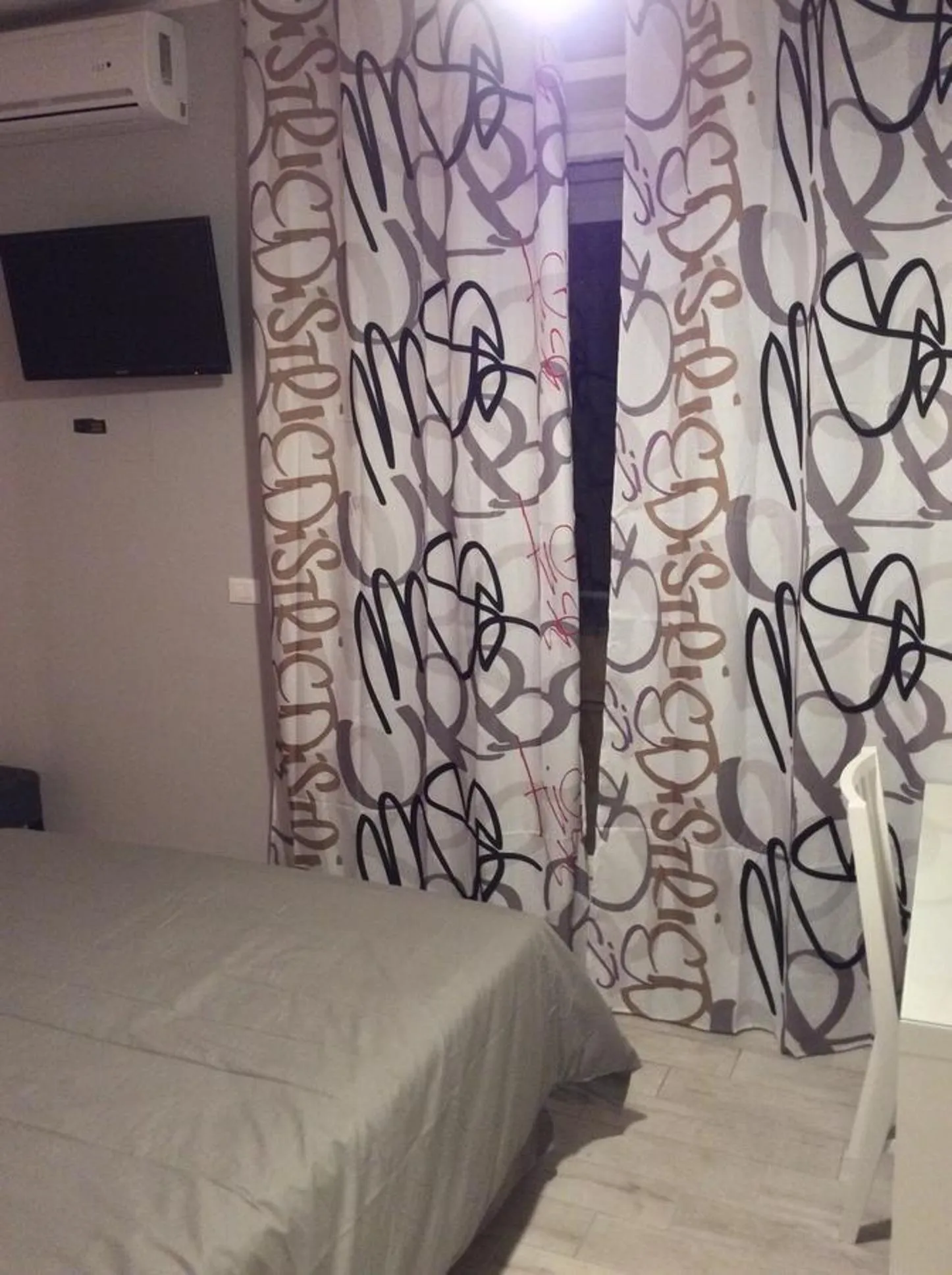 Decorative detail, Bed in Bbrothershouse