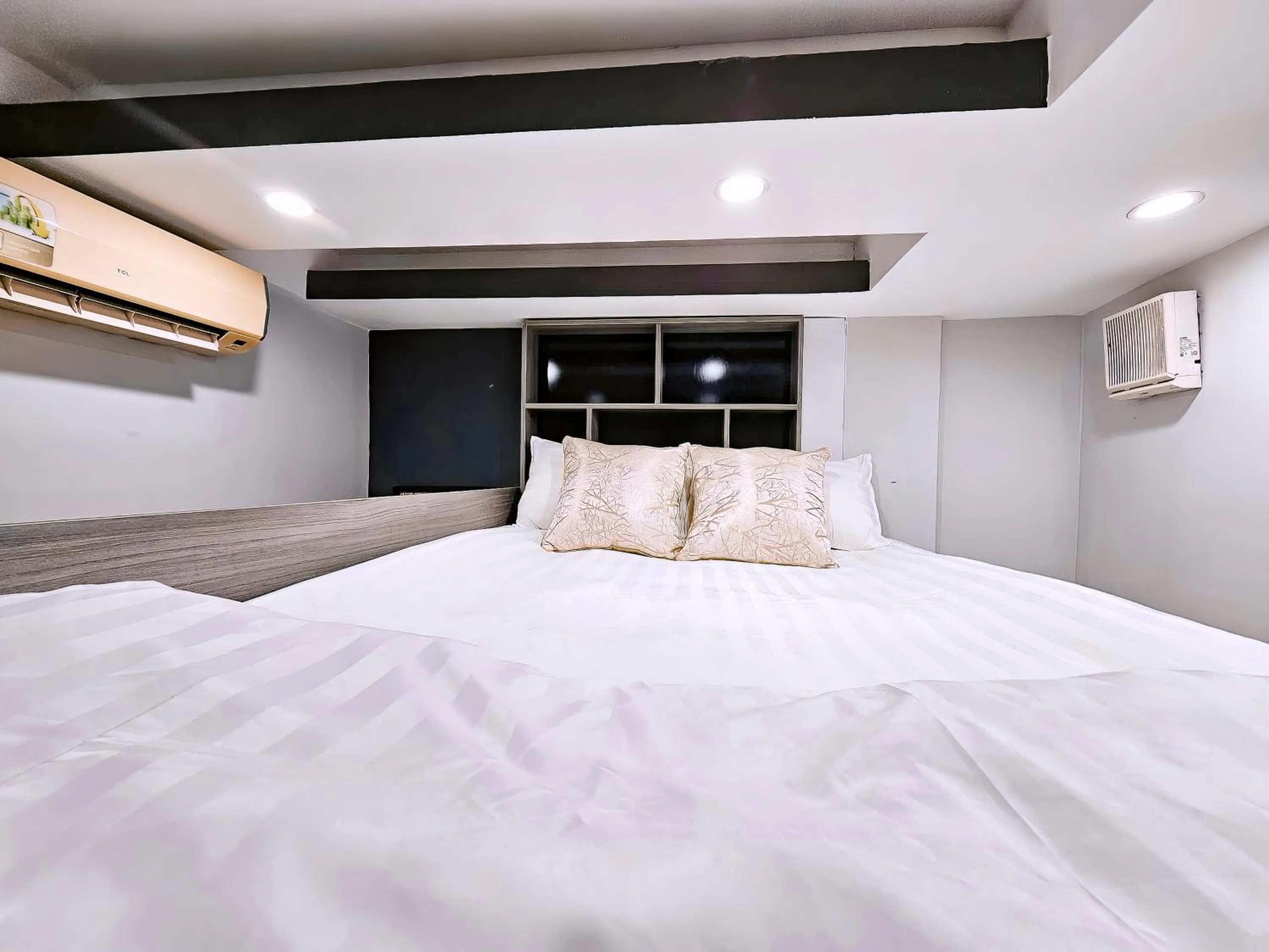 Bed in APEC BnB Hotel