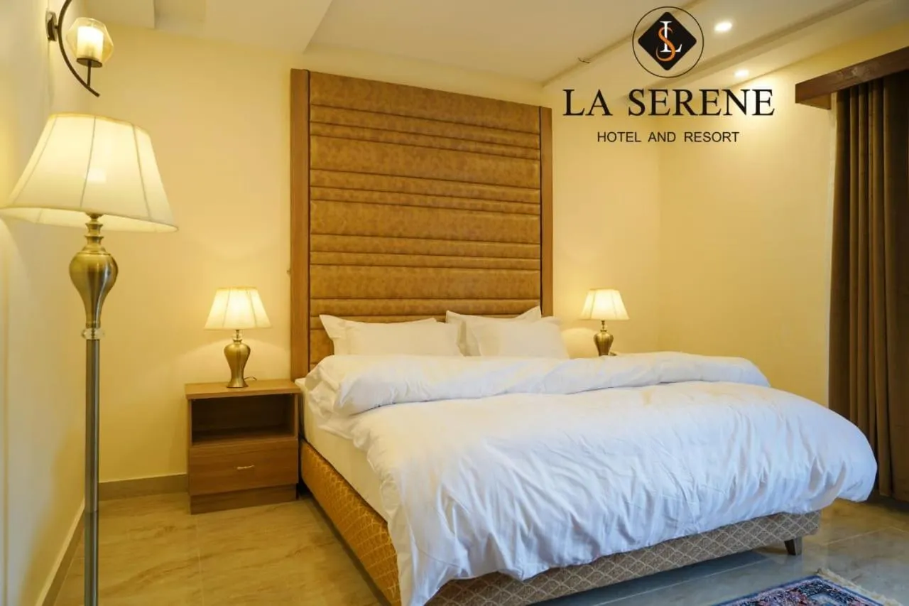 Restaurant/places to eat, Bed in La Serene Hotel and Resort Kalam by Khan Familia Travels