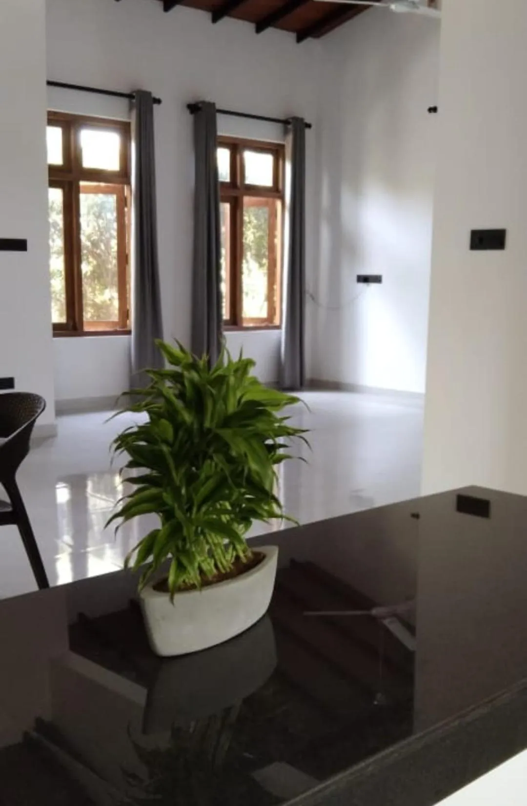 Dining area in Mirissa Cocoon