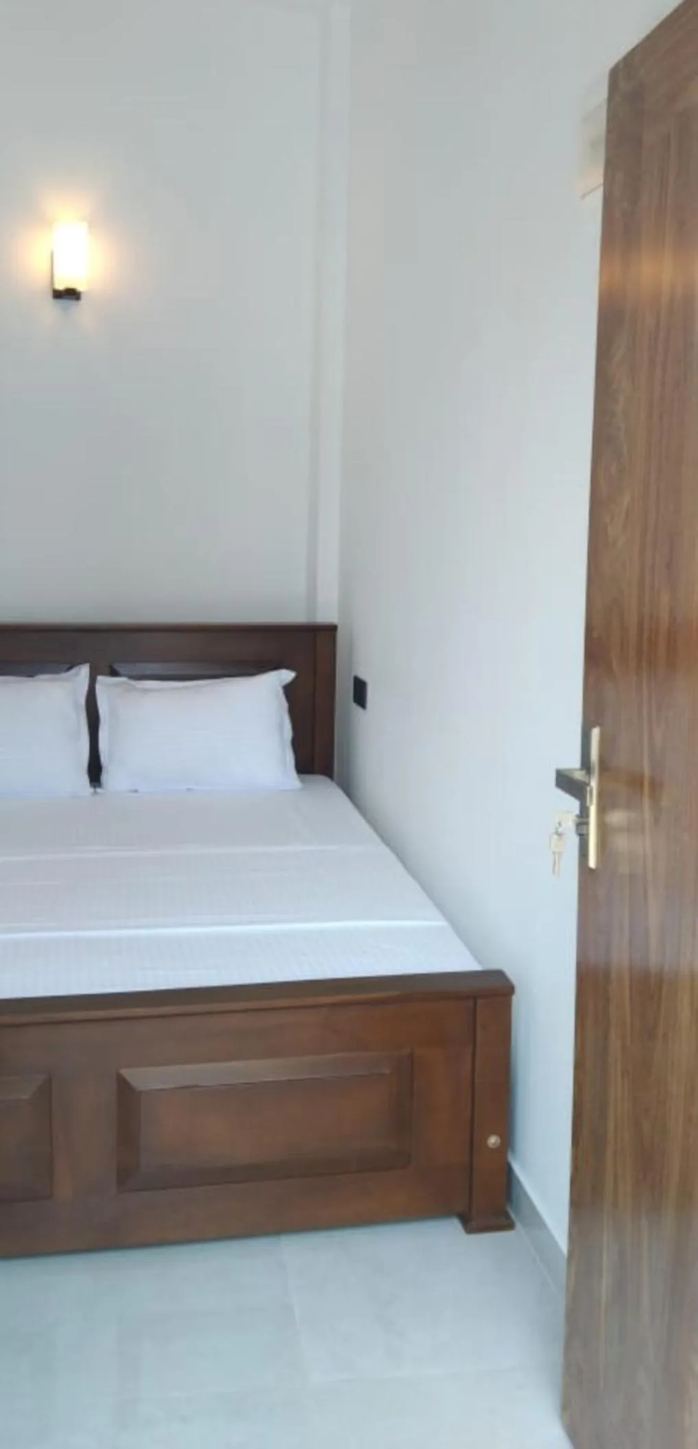 Bed in Mirissa Cocoon