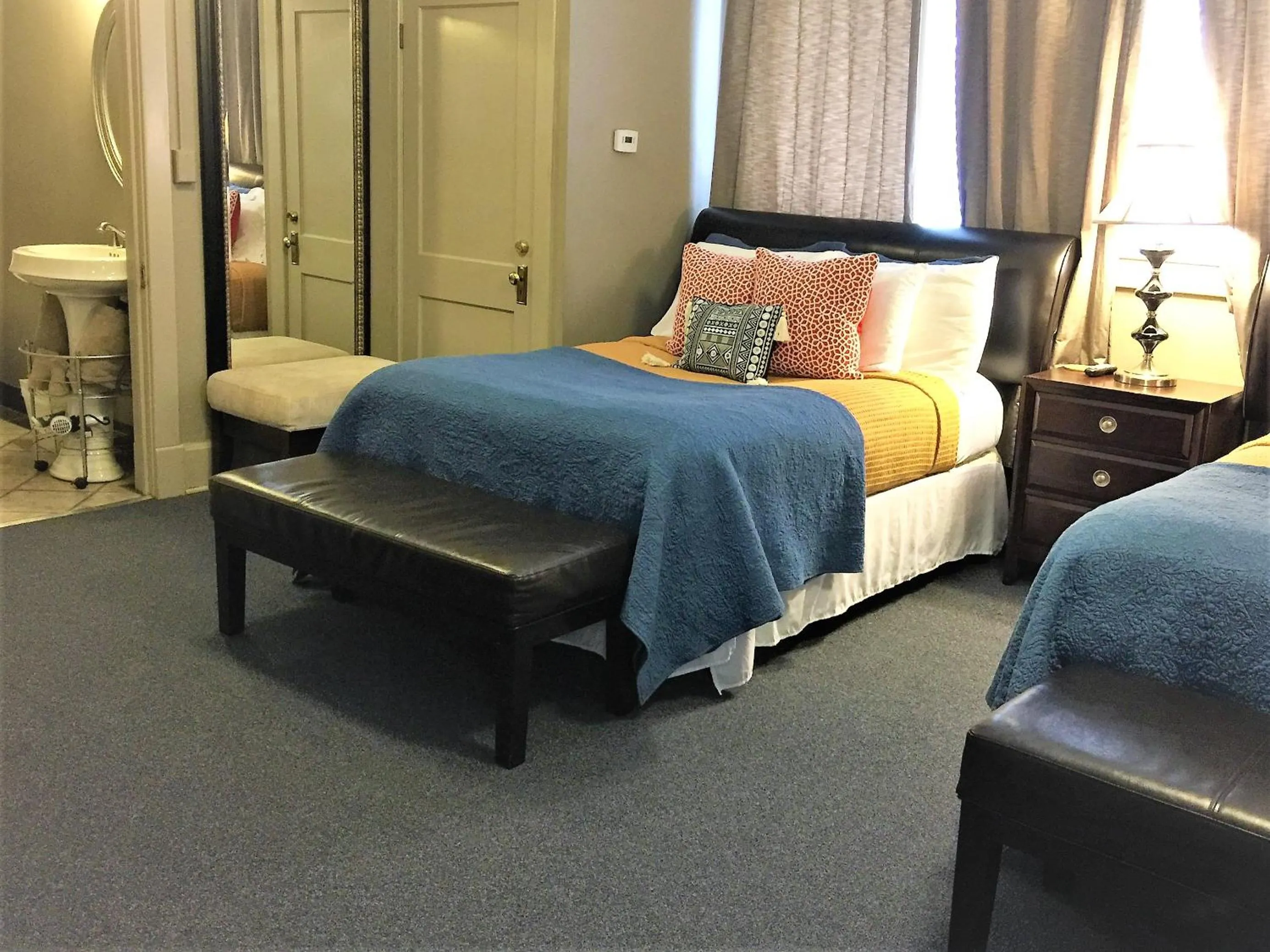 Bed in The Loft on the Square