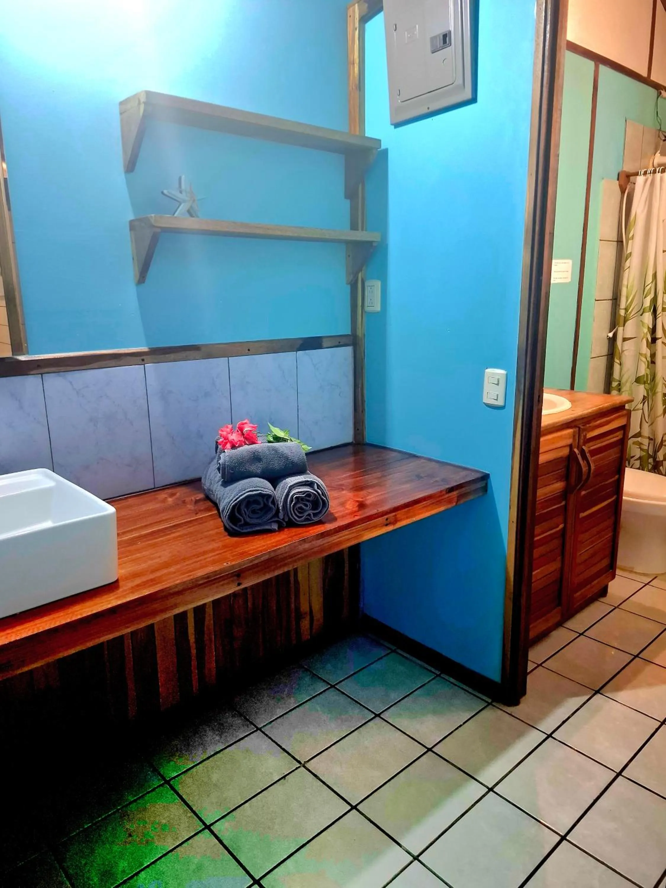 Bathroom, Bed in El Jardin de Playa Negra