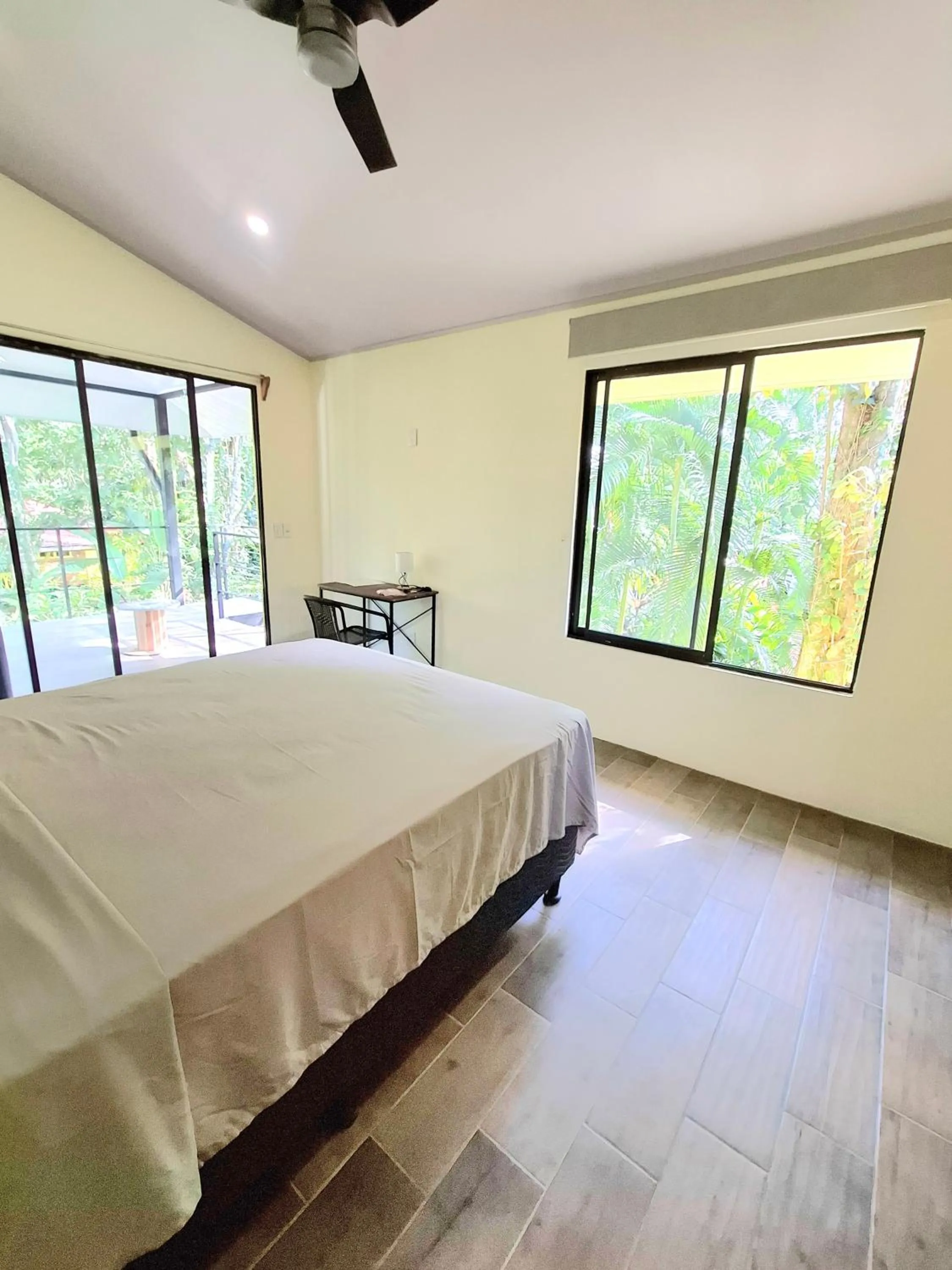 Bedroom, Bed in El Jardin de Playa Negra