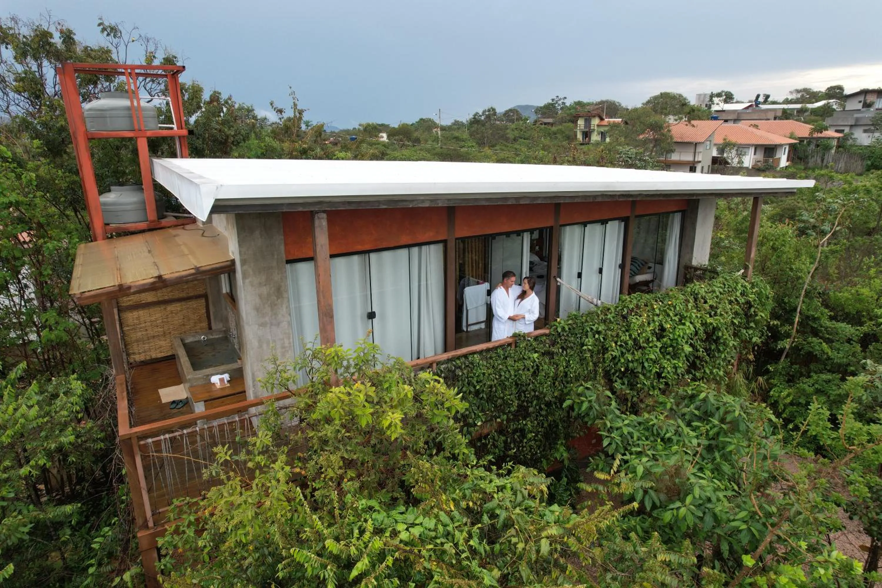 Property building in Vila Abaton