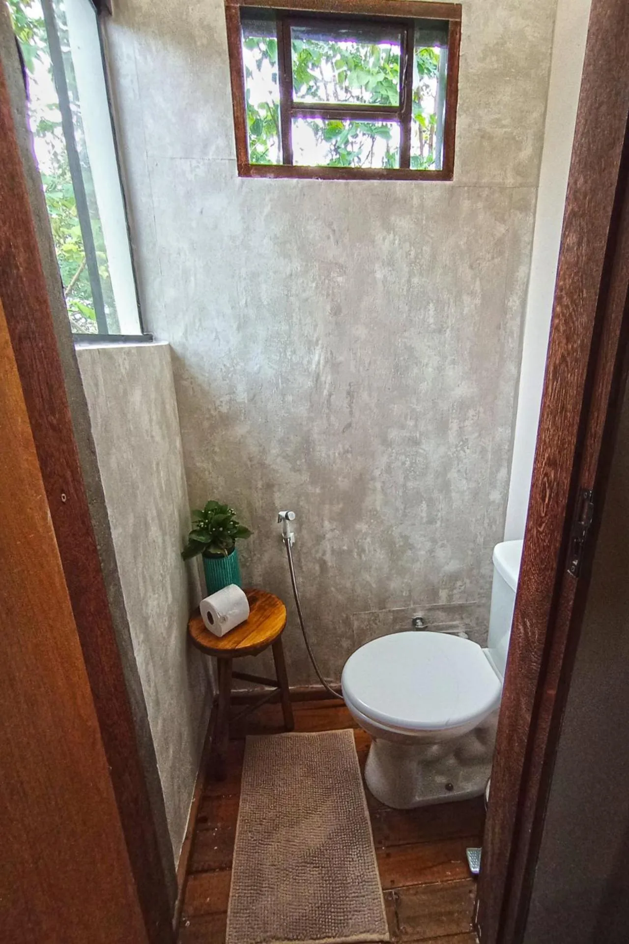 Toilet in Vila Abaton
