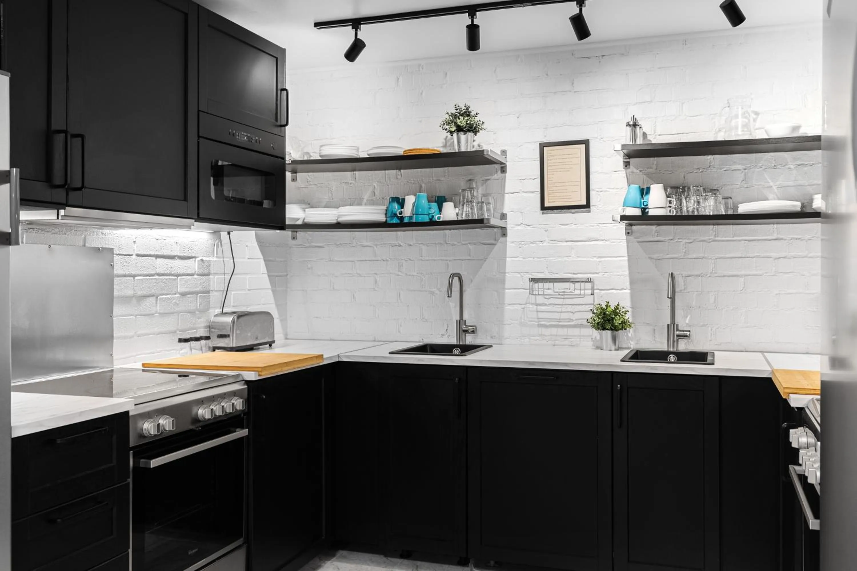 Communal kitchen in Kallhällsbaden Strandhotell