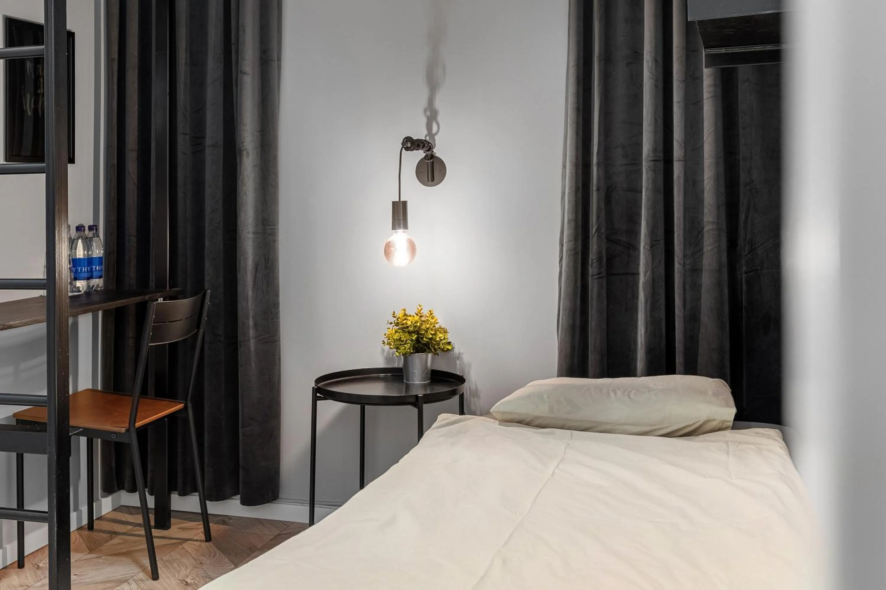 Photo of the whole room, Bed in Kallhällsbaden Strandhotell