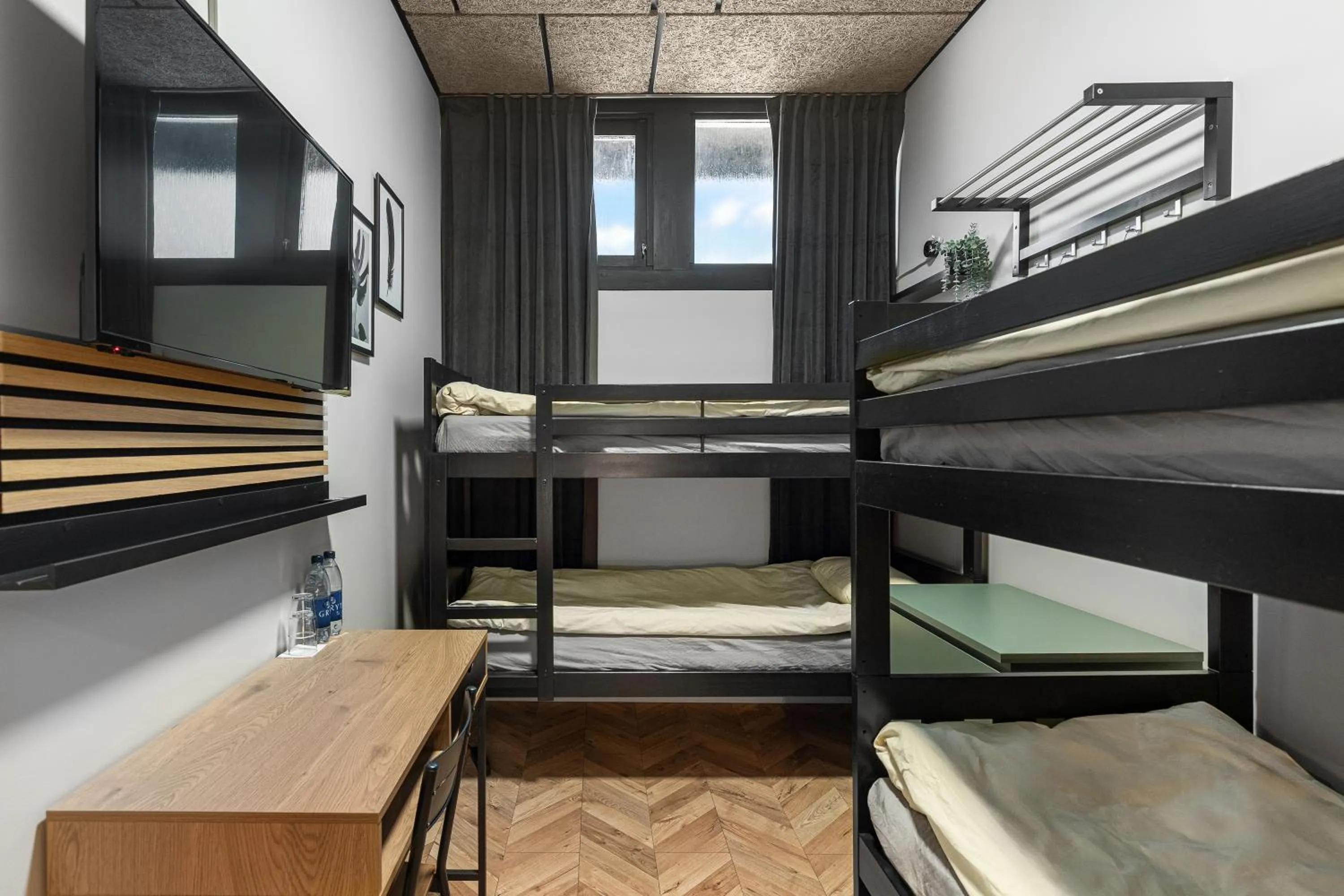 Photo of the whole room, Bed in Kallhällsbaden Strandhotell