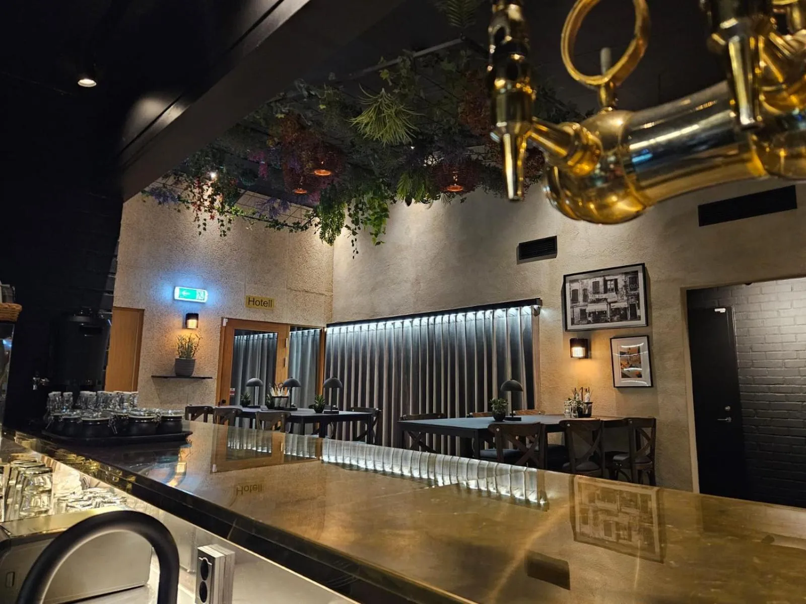 Restaurant/places to eat in Kallhällsbaden Strandhotell