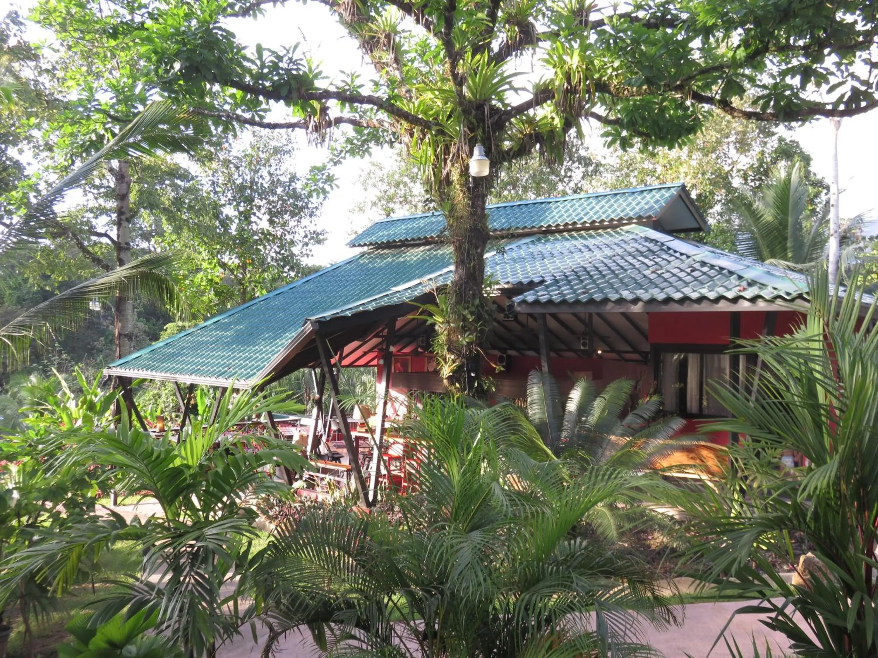 Property building in Oasis de las Palmas