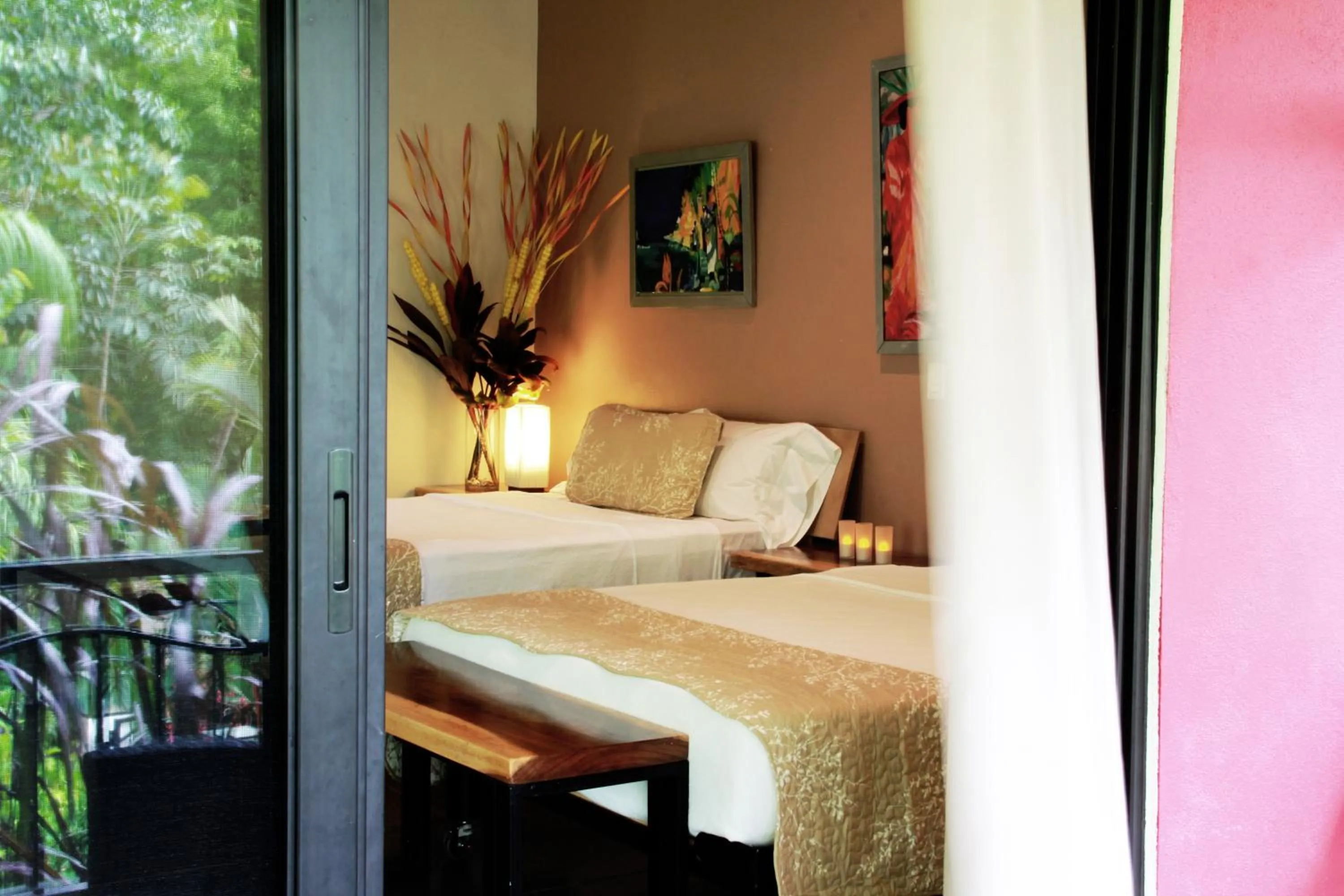 Photo of the whole room, Bed in Oasis de las Palmas