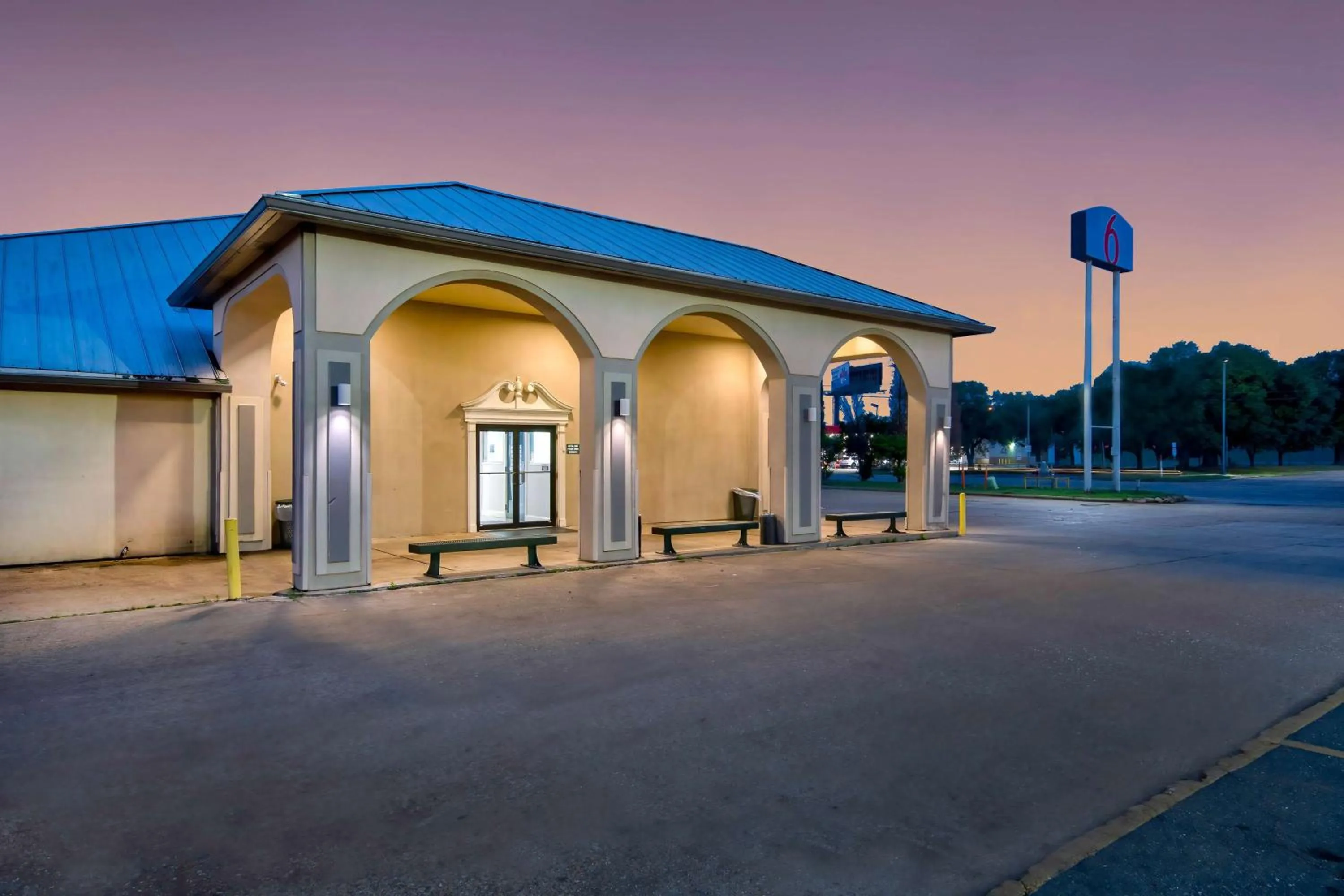 Property building in Motel 6 Bossier City, La