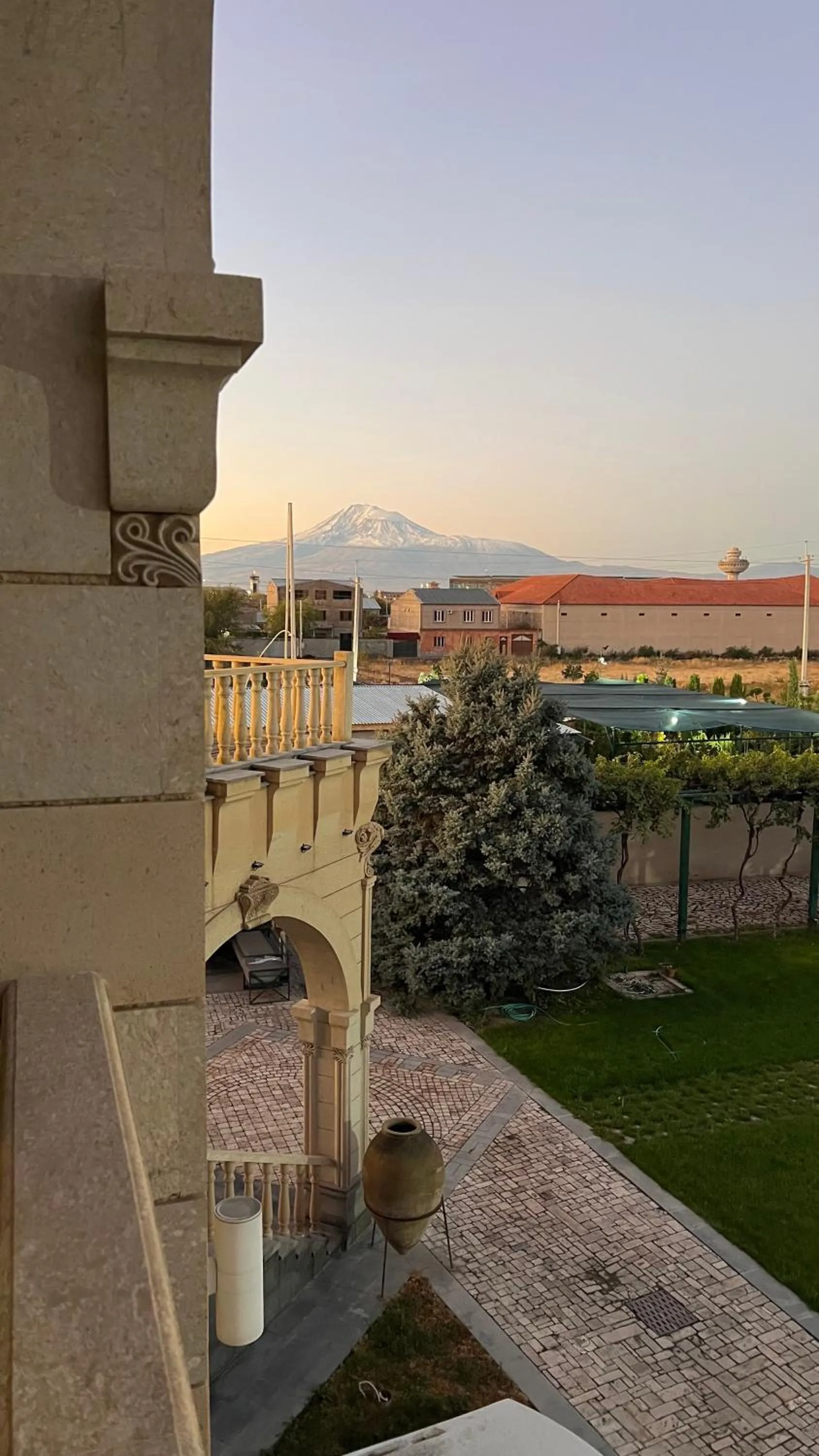 Otyak Plaza Hotel Airport Zvartnots EVN