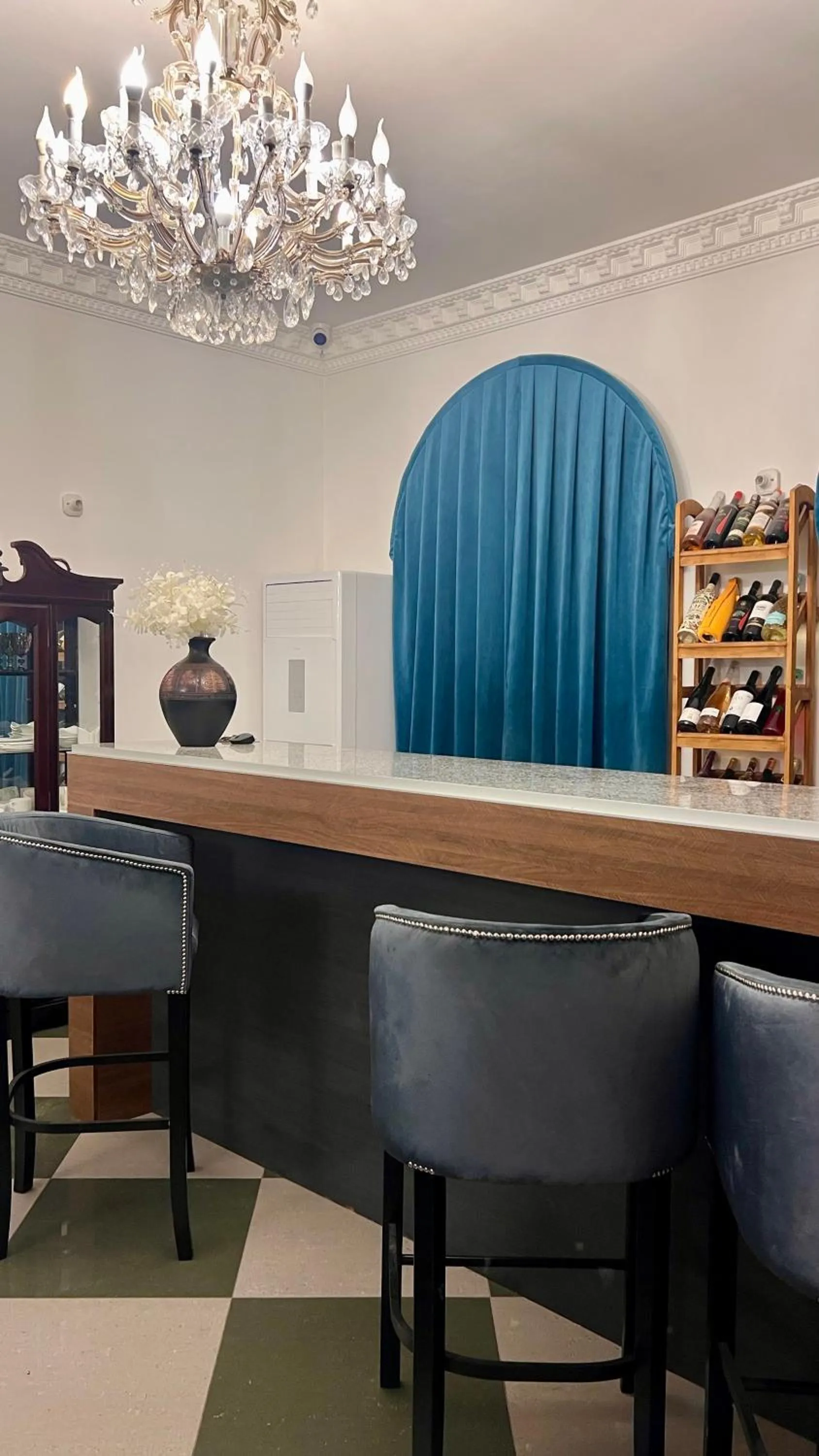 Otyak Plaza Hotel Airport Zvartnots EVN