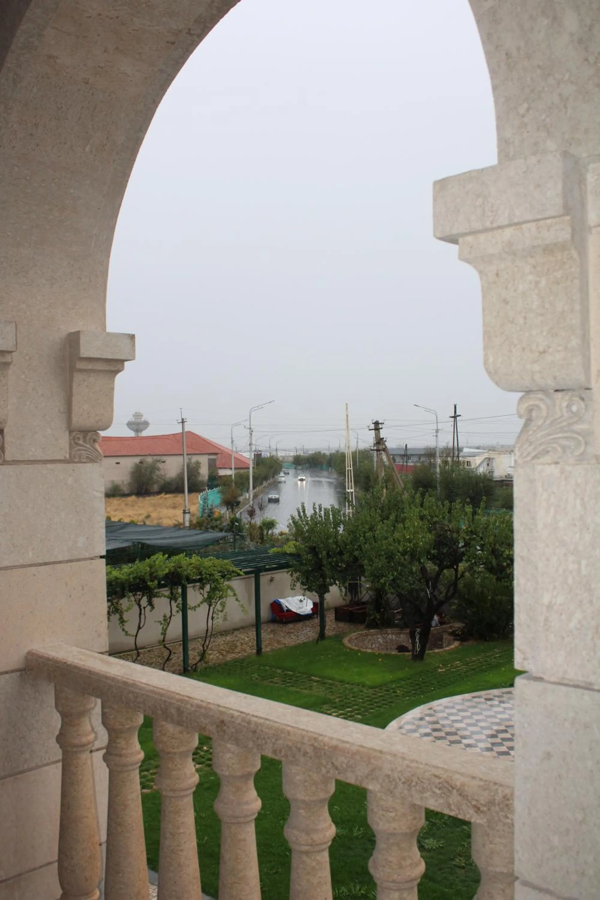 Otyak Plaza Hotel Airport Zvartnots EVN