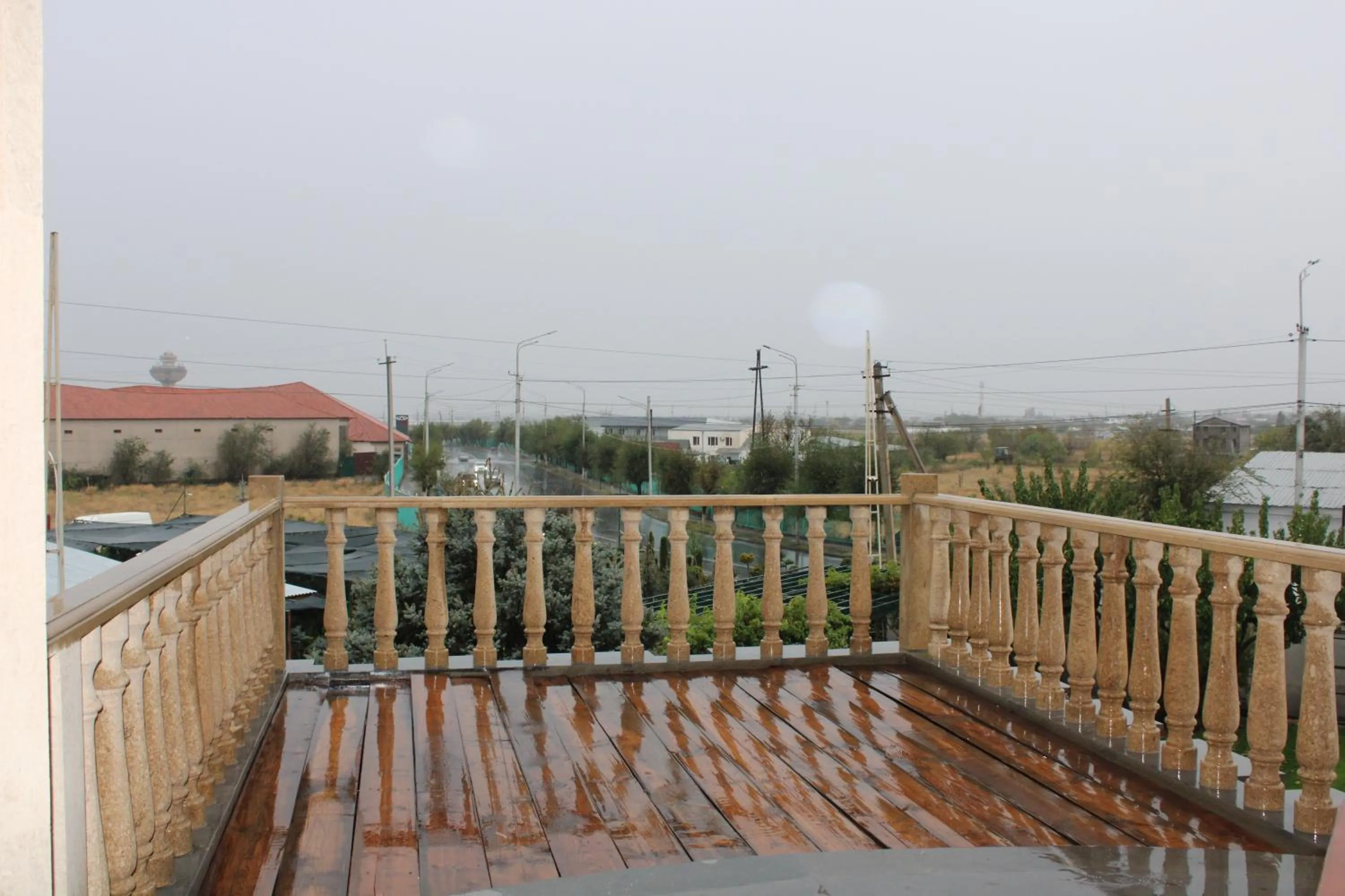 Otyak Plaza Hotel Airport Zvartnots EVN