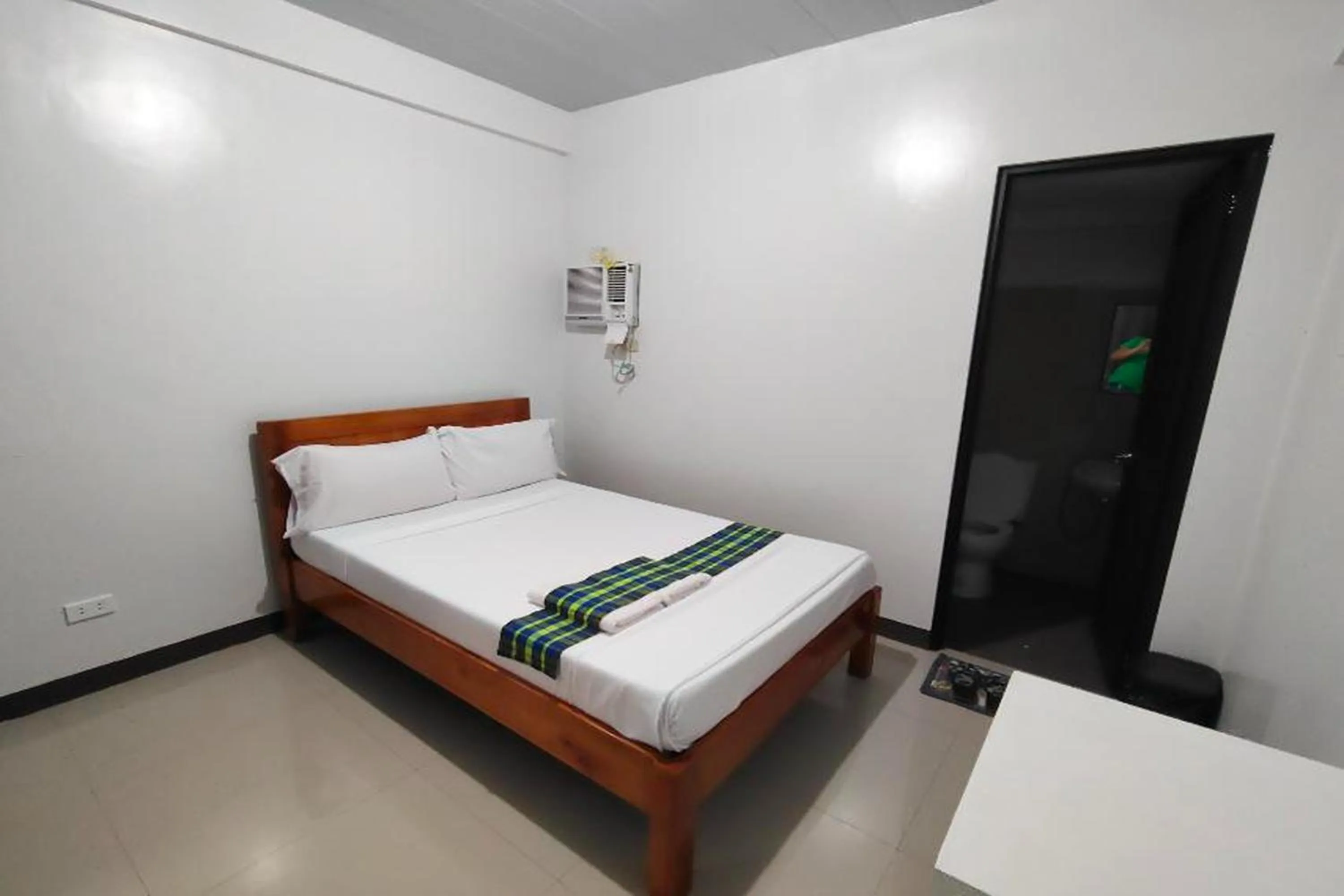 Bed in Benediktus Pilgerhaus Inn Vigan