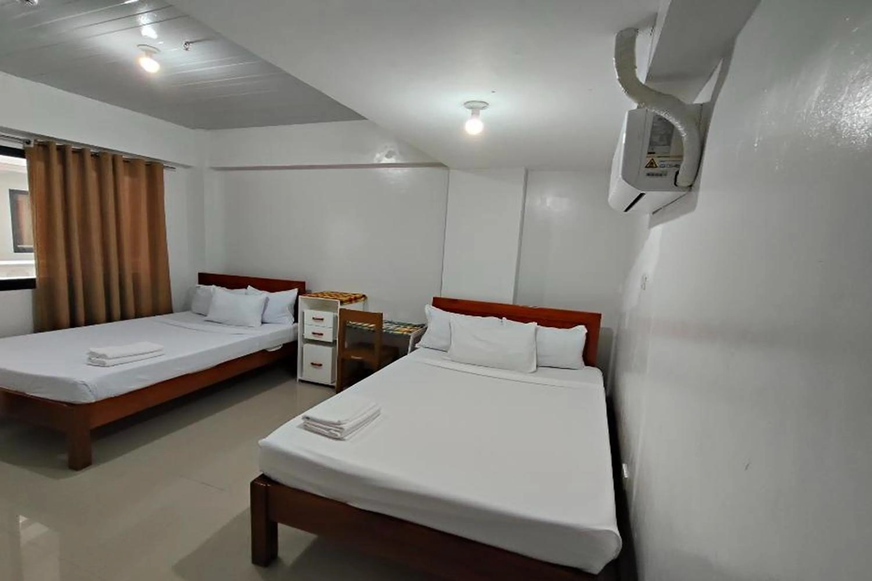 Bed in Benediktus Pilgerhaus Inn Vigan