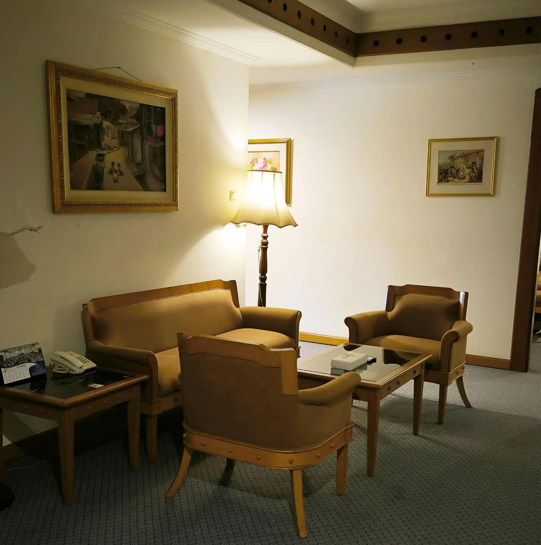 Living room in Kresna Hotel