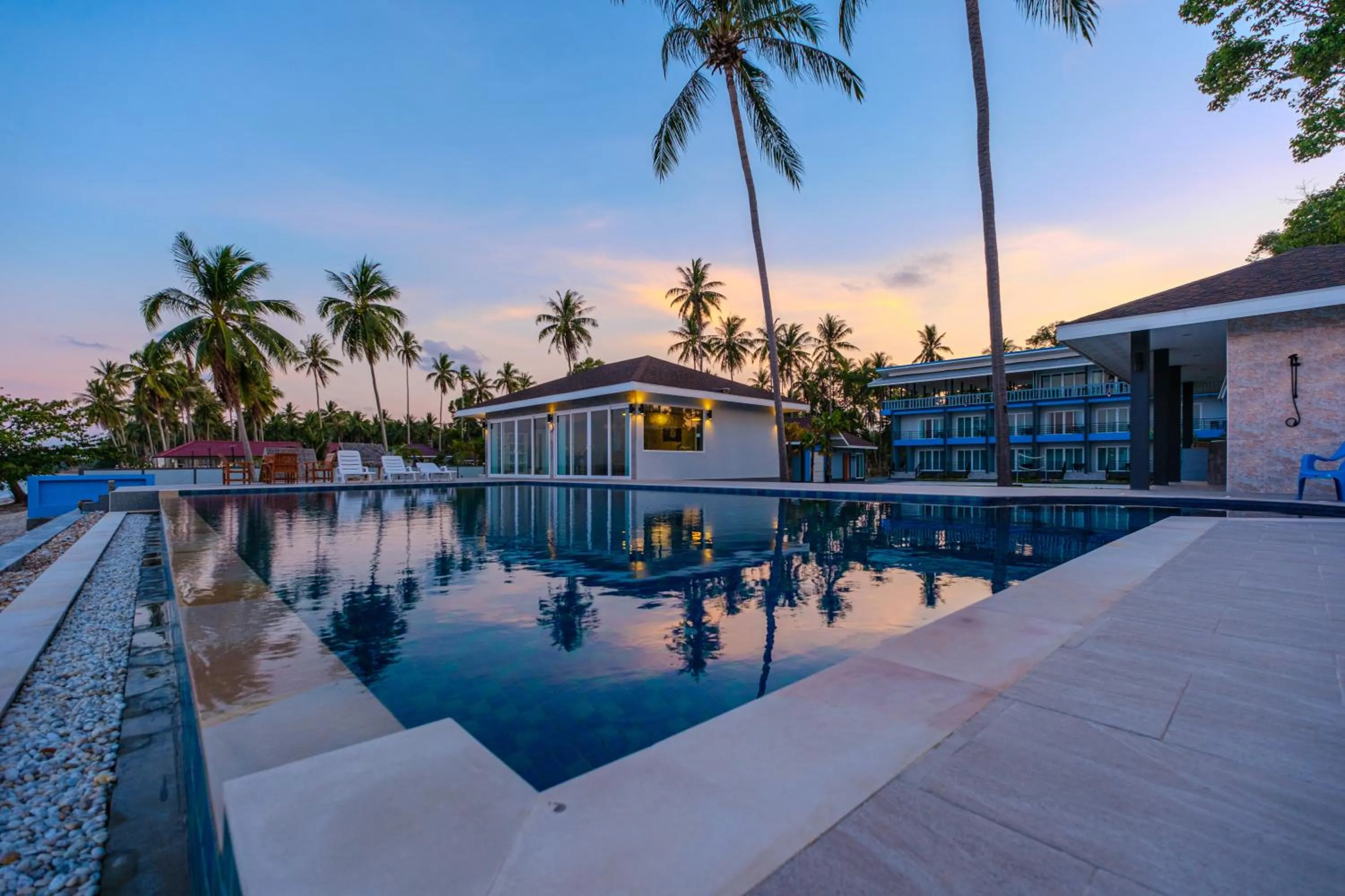 Reboot Retreat Beach Resort, Restaurant, and Coffee Shop