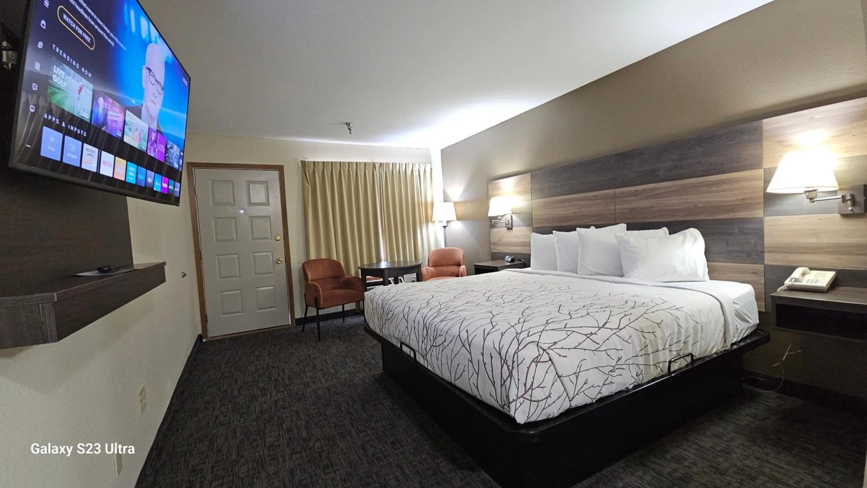 Bed in Roosevelt Inn Mount Rushmore