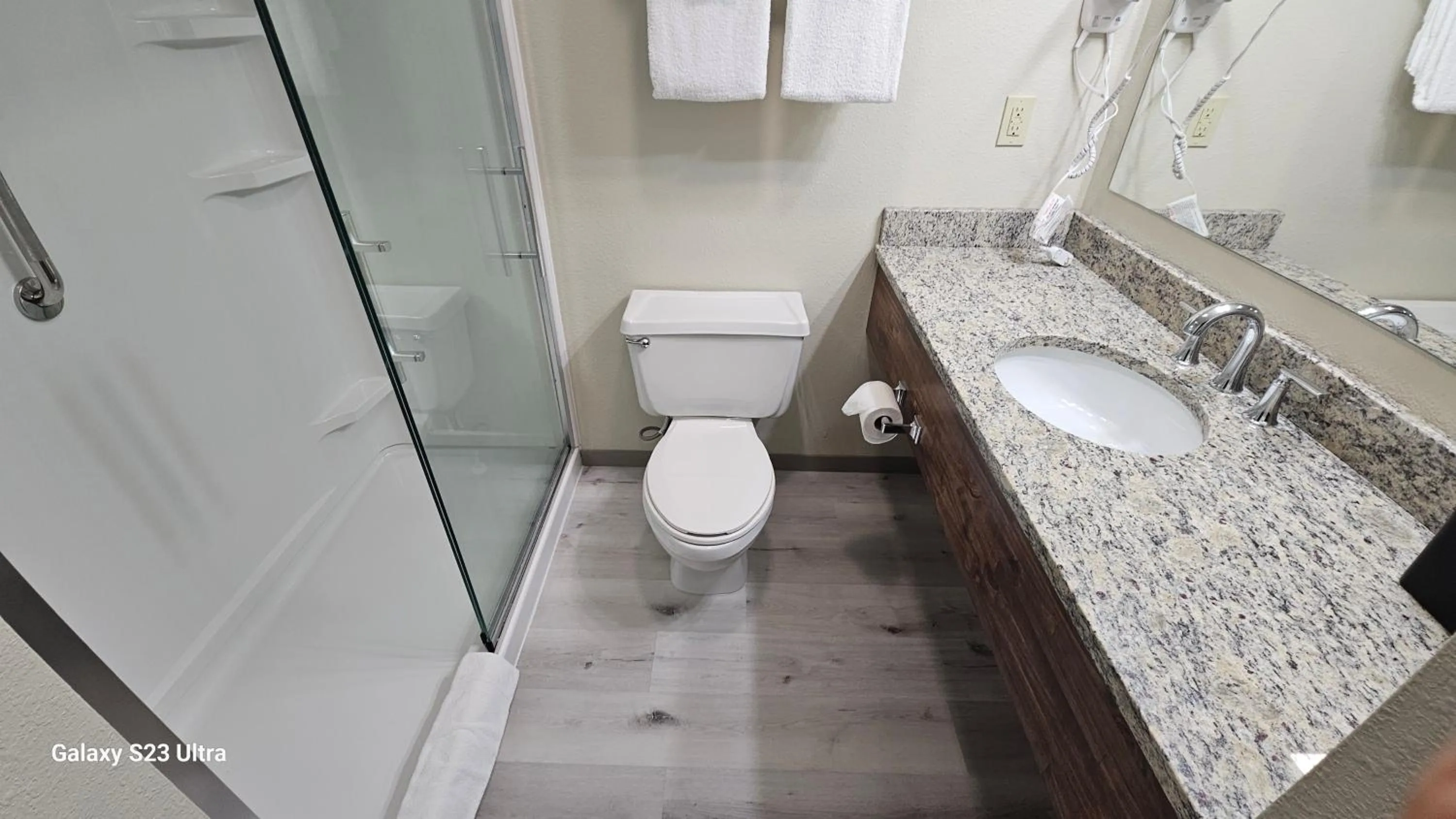 Roosevelt Inn Mount Rushmore