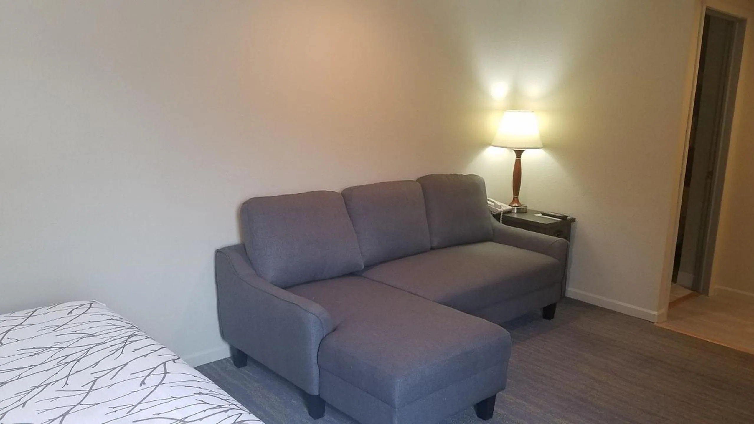 Roosevelt Inn Mount Rushmore