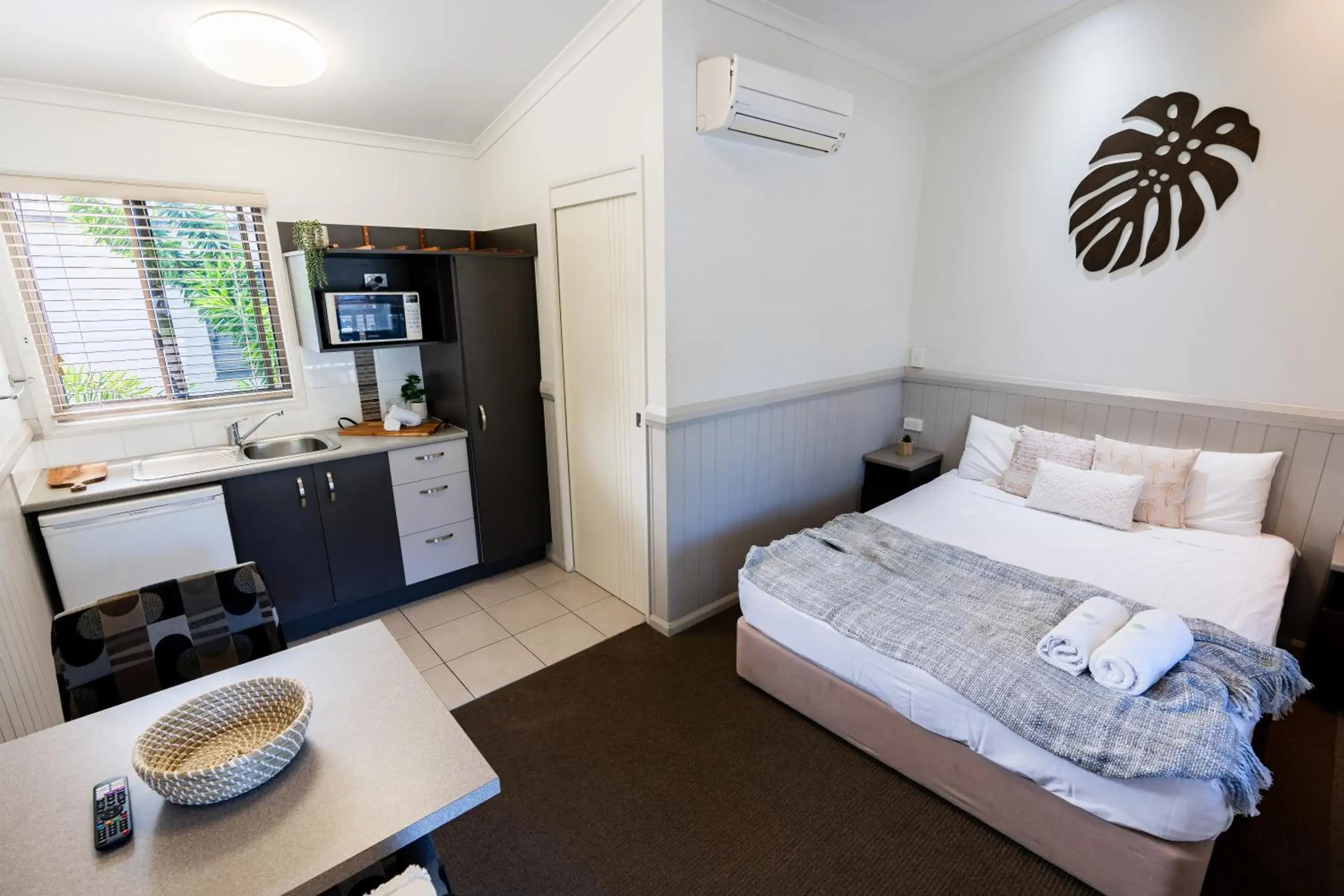 Ensuite Studio (Studio) in BIG4 Tasman Holiday Parks - Rowes Bay Ensuite Studio (Studio) in BIG4 Tasman Holiday Parks - Rowes Bay