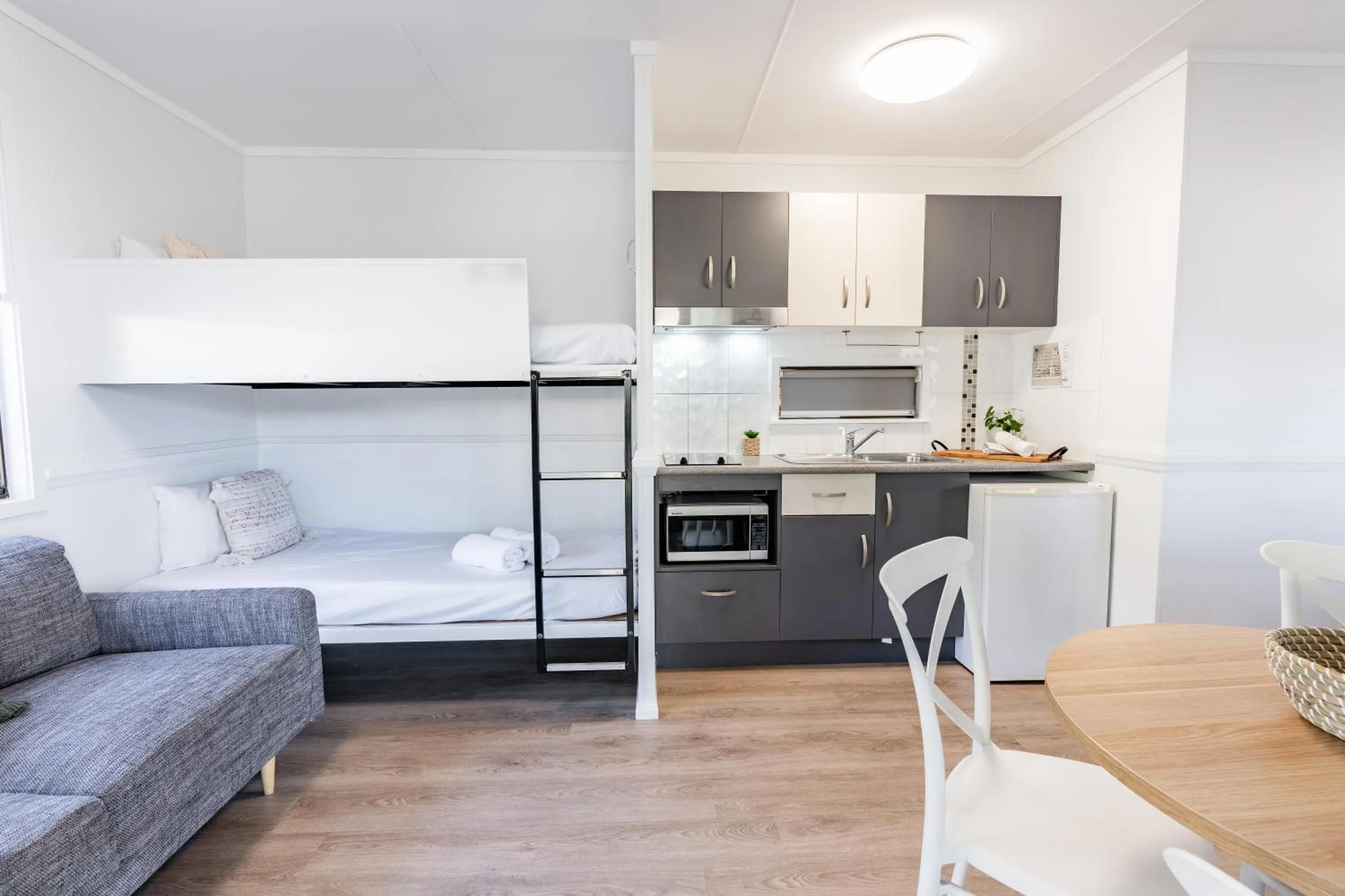 Kitchen or kitchenette in BIG4 Tasman Holiday Parks - Rowes Bay