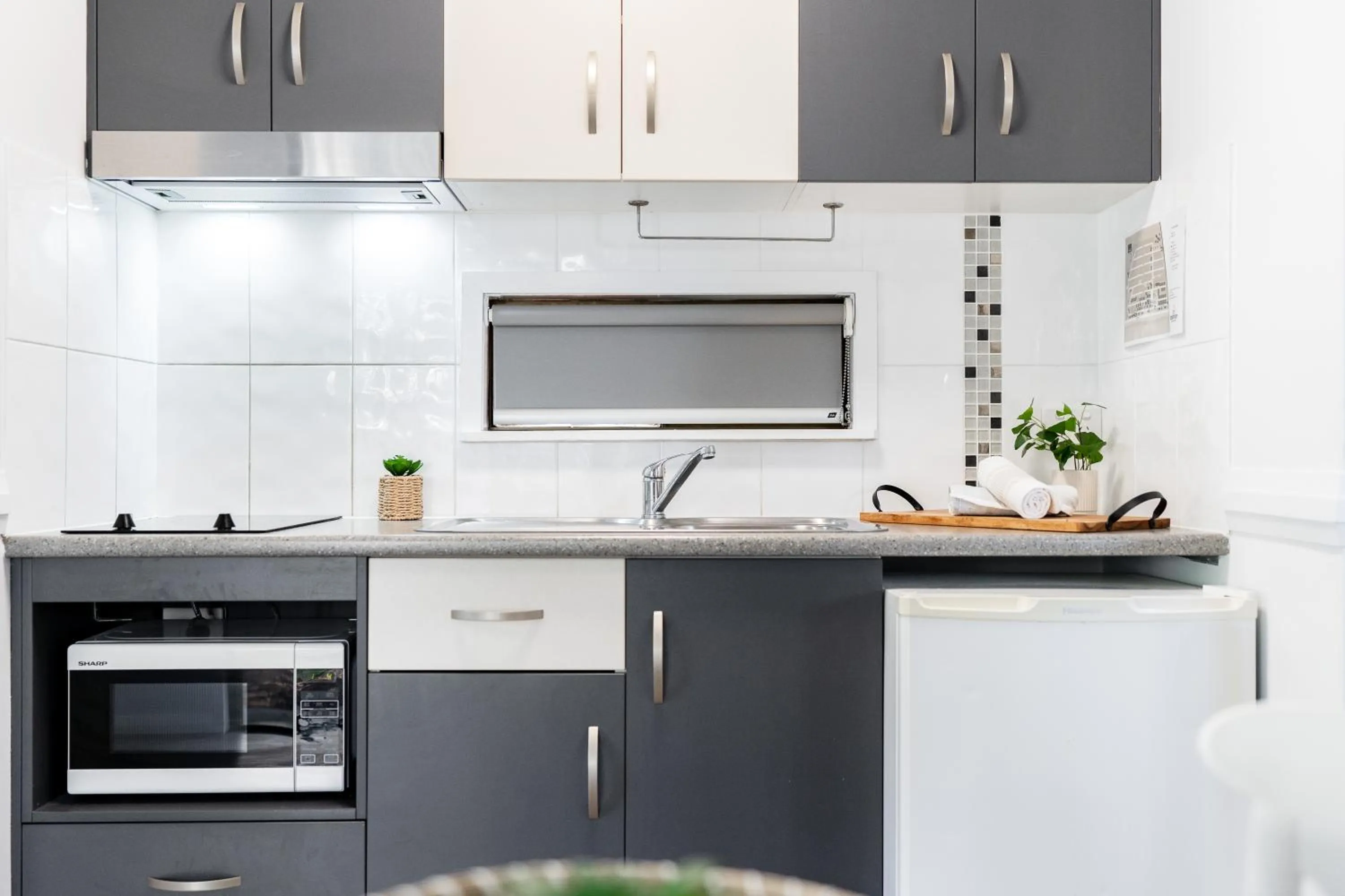 Kitchen or kitchenette in BIG4 Tasman Holiday Parks - Rowes Bay