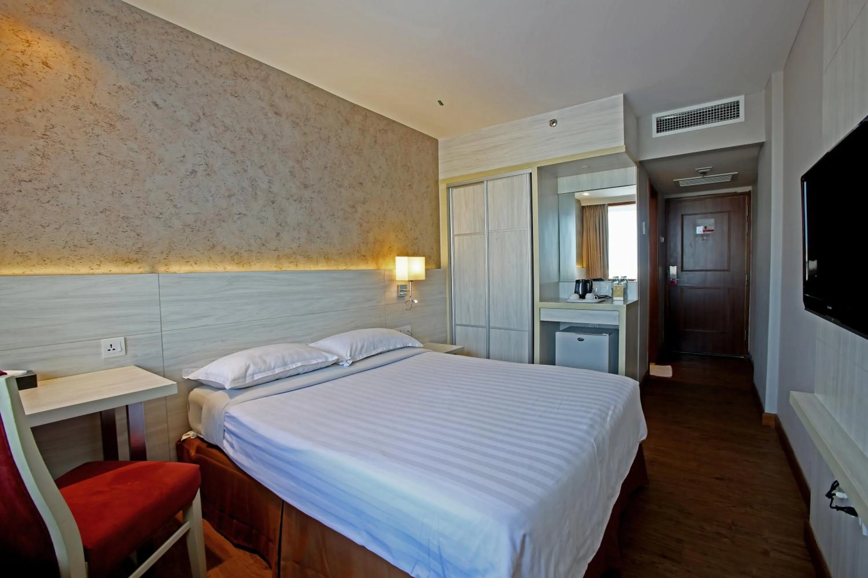 Photo of the whole room, Bed in Hotel Malaysia