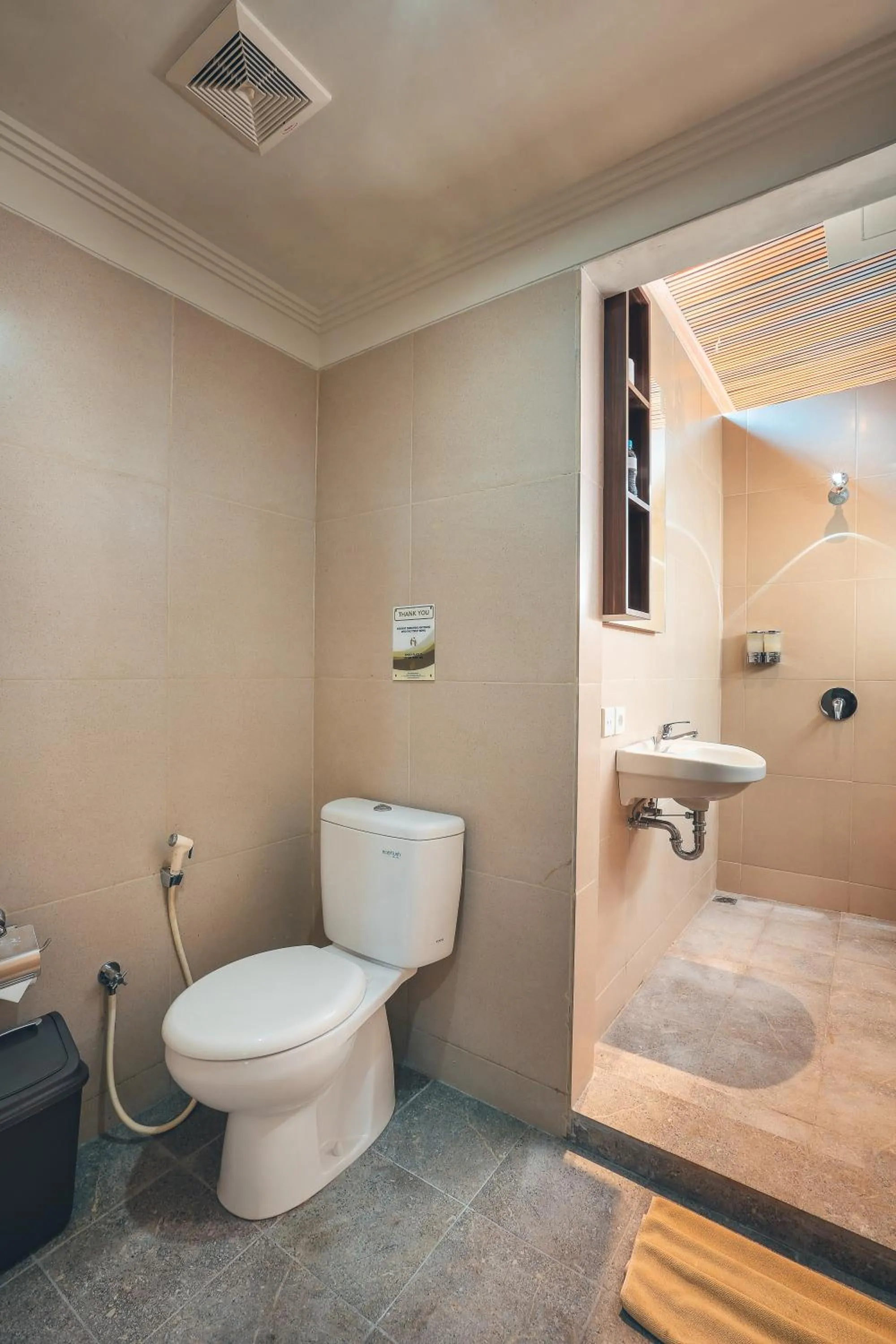 Toilet in Kubu Cempaka Seminyak