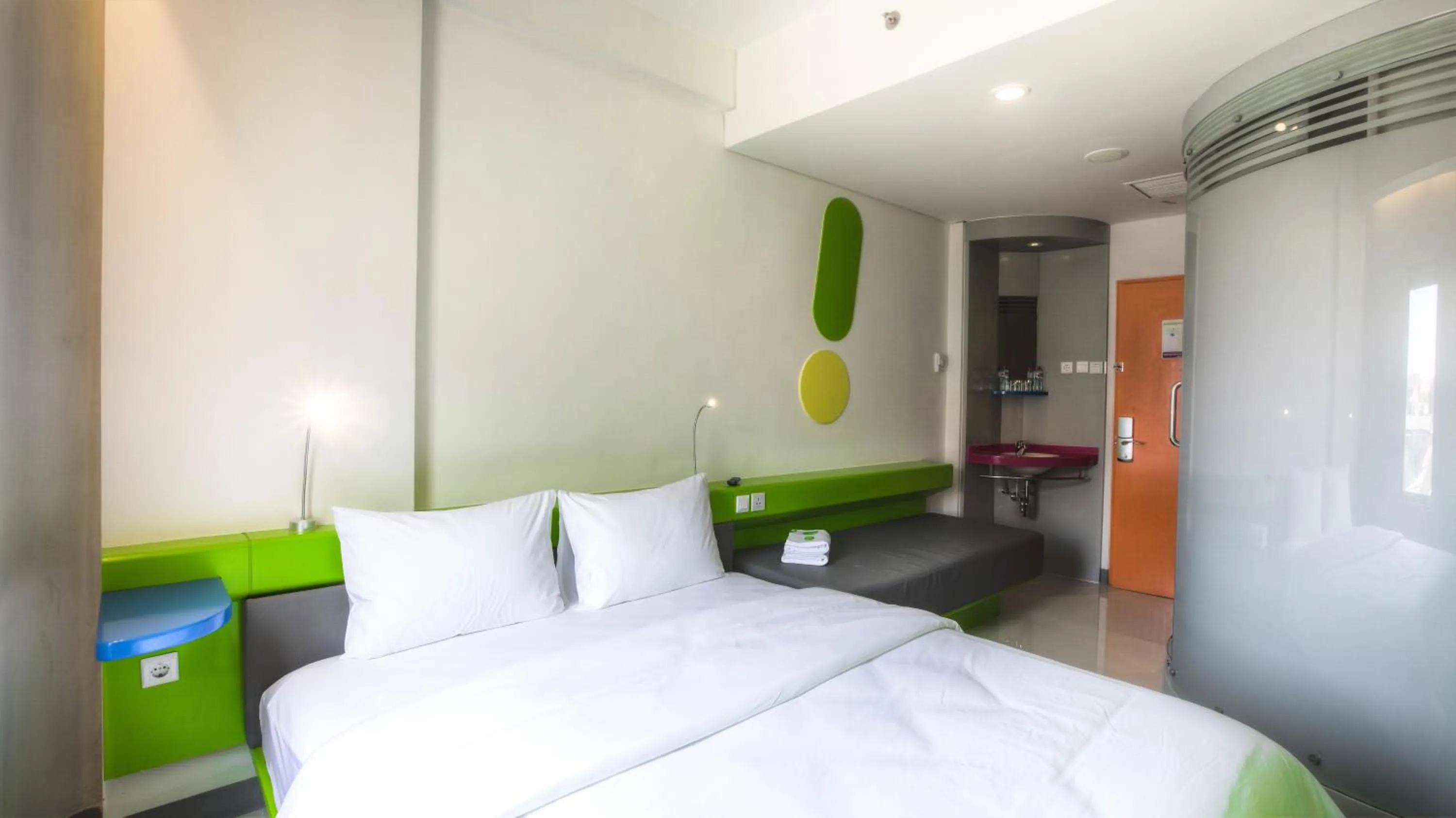 Bedroom in POP! Hotel Denpasar